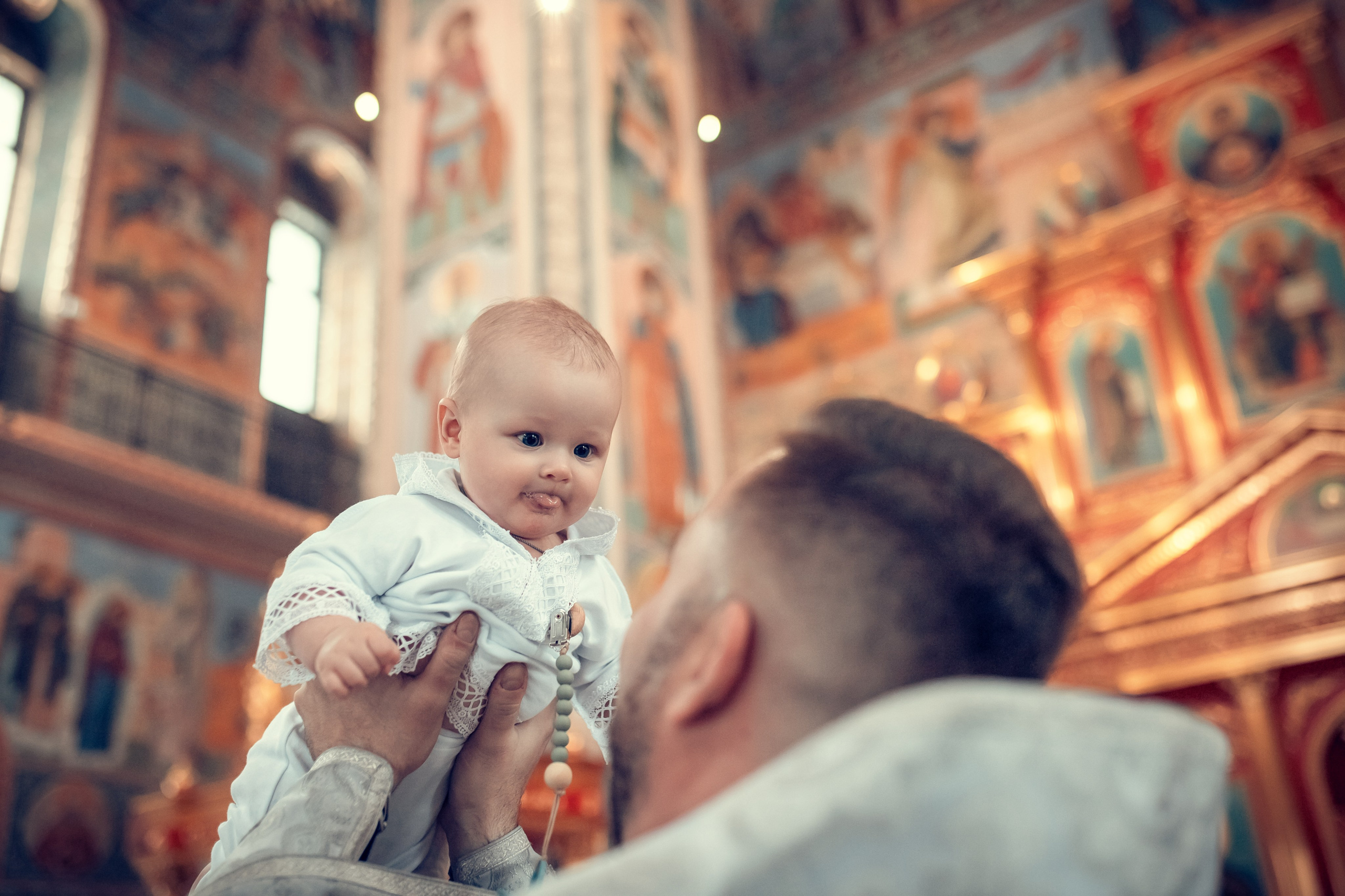 Крещение Ивана в храме Георгия Всеволодовича. Екатерина Крапивина фотограф церковных Таинств в Нижний Новгороде