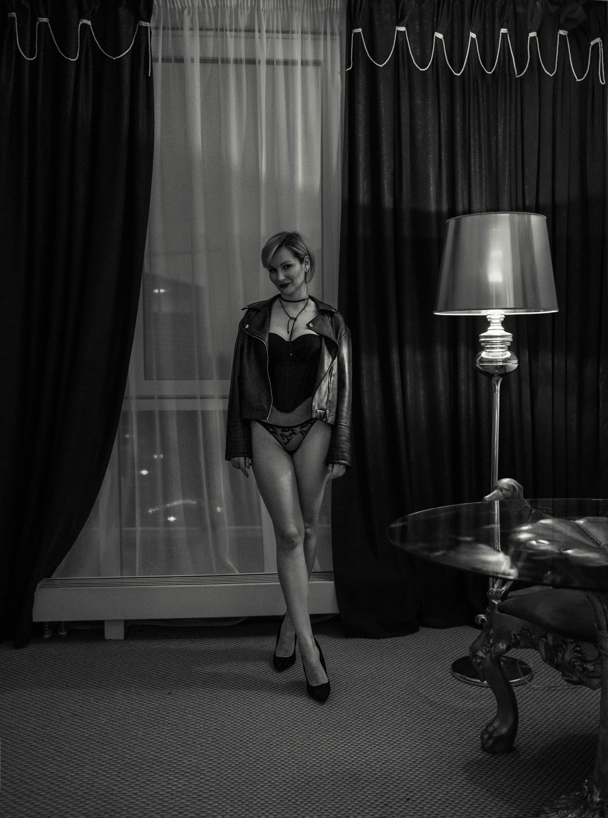 Будуарная фотосессия в отеле для Алены. Портретный и Фитнес фотограф в Москве Владислава Рыбалкина