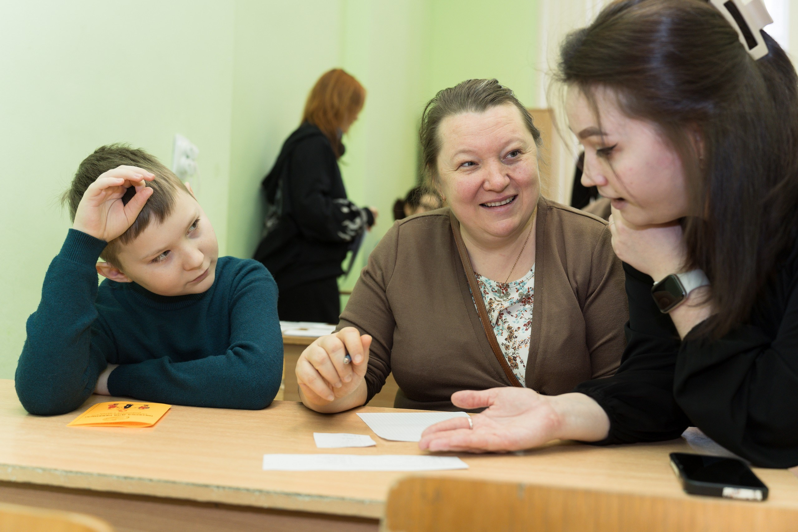 Пятёрка для ребёнка. Репортажная съёмка в Санкт-Петербурге, Константин Петров