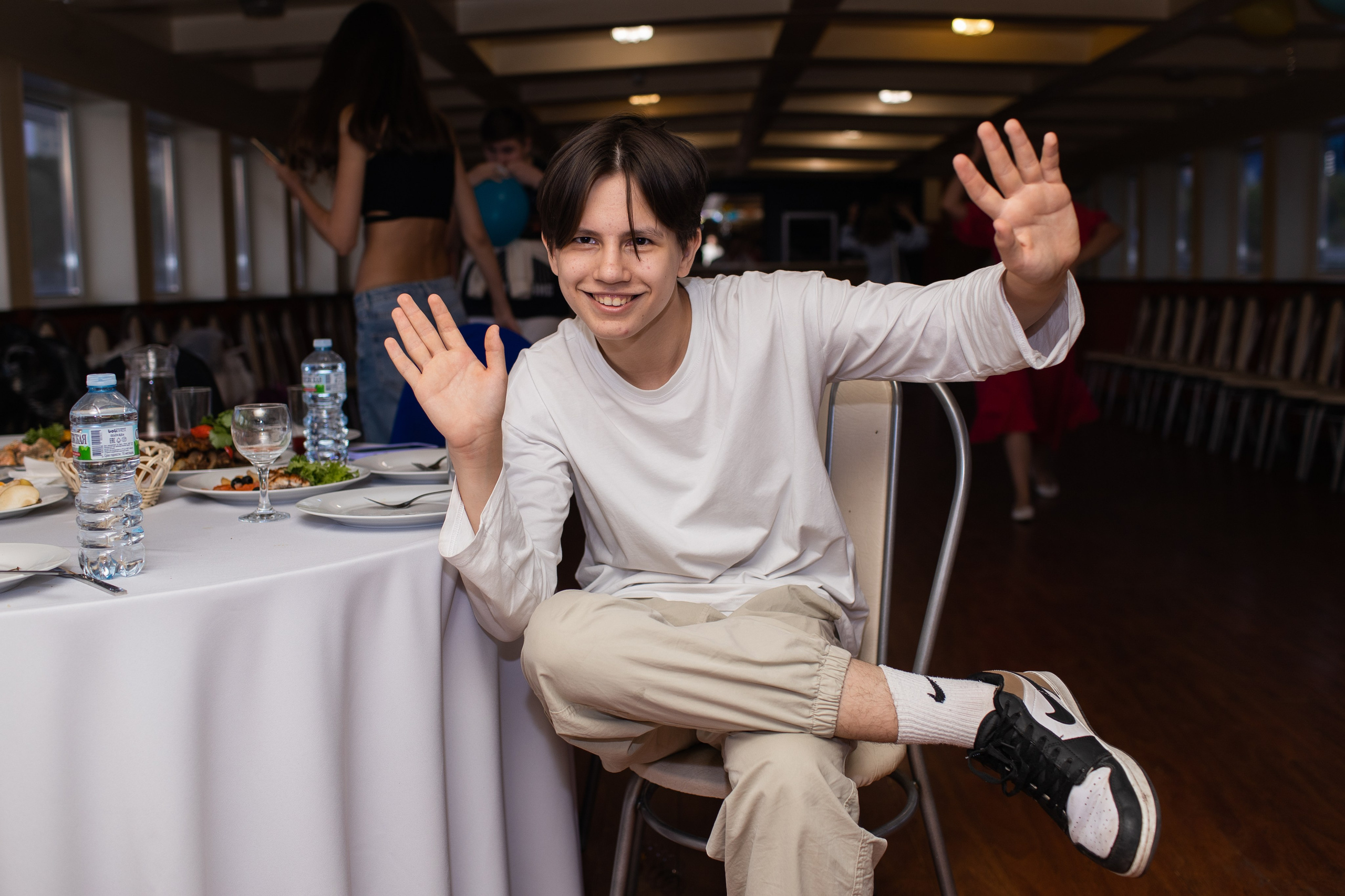 Выпускной на теплоходе Ривьера. Фотограф в Москве Десятова Ксения