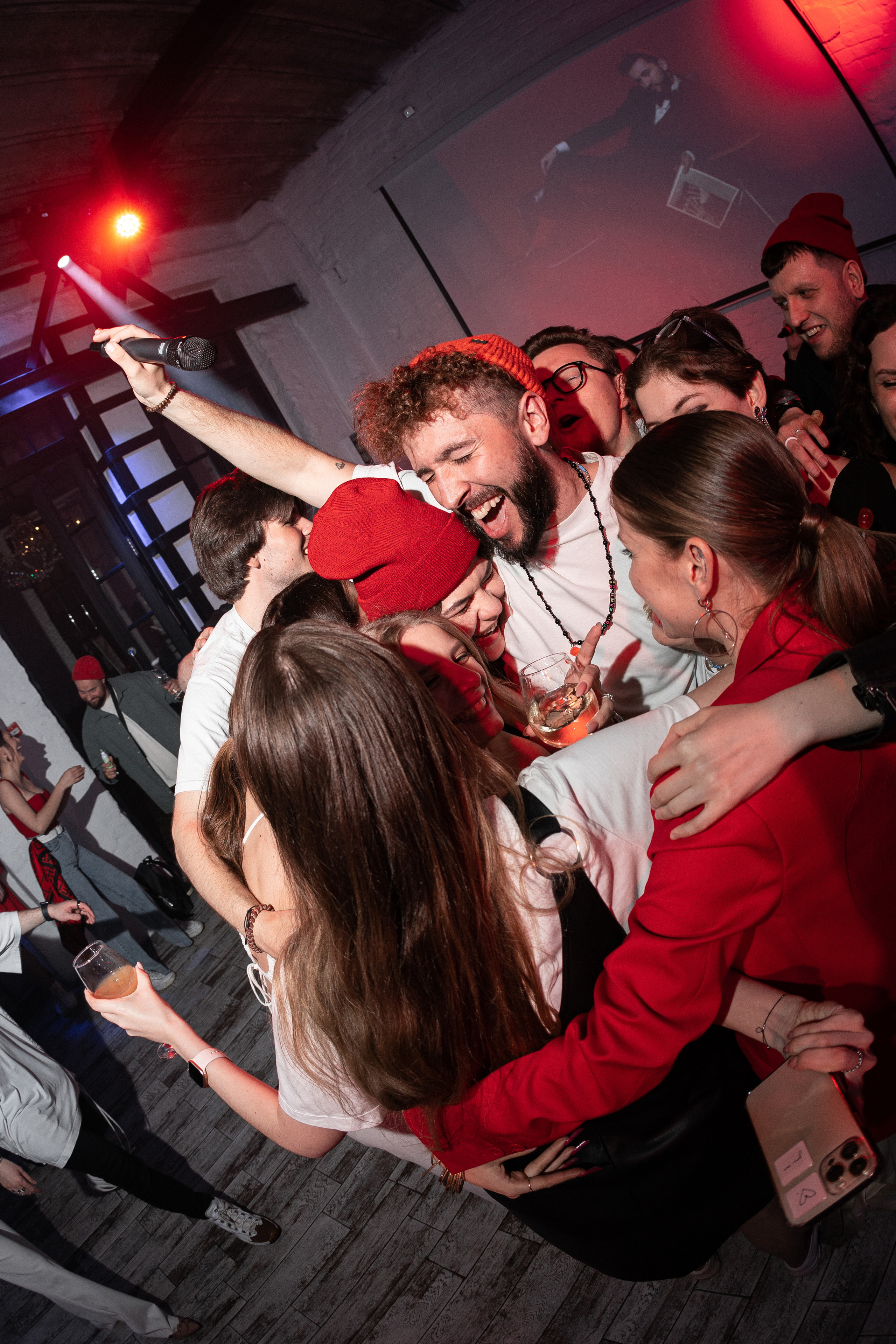 HB Party. Свадебный и репортажный фотограф в Москве Иван Васильев