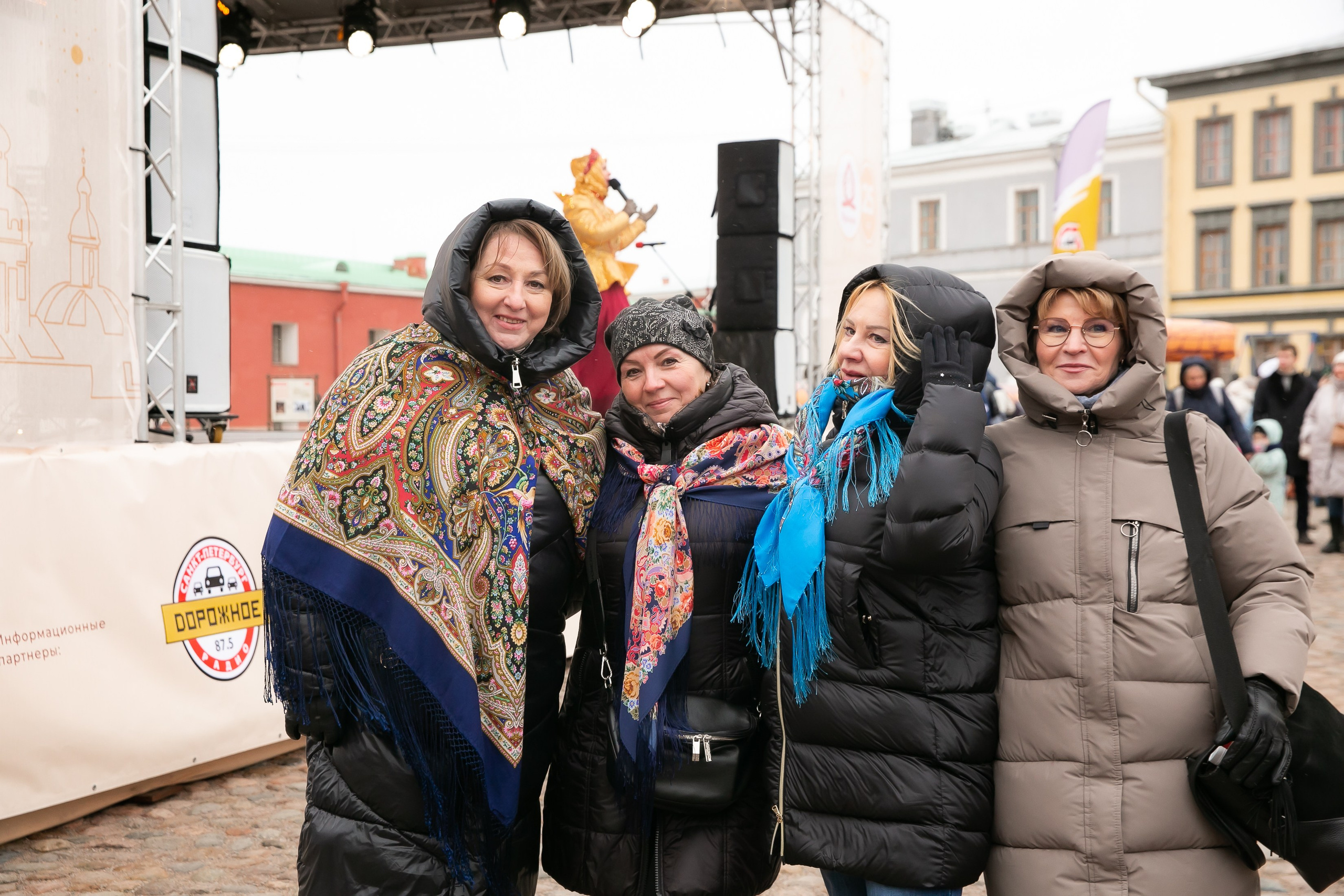 Масленица 2024 Петропавловская крепость. Семейный и портретный фотограф в Санкт-Петербурге Ольга Станкова