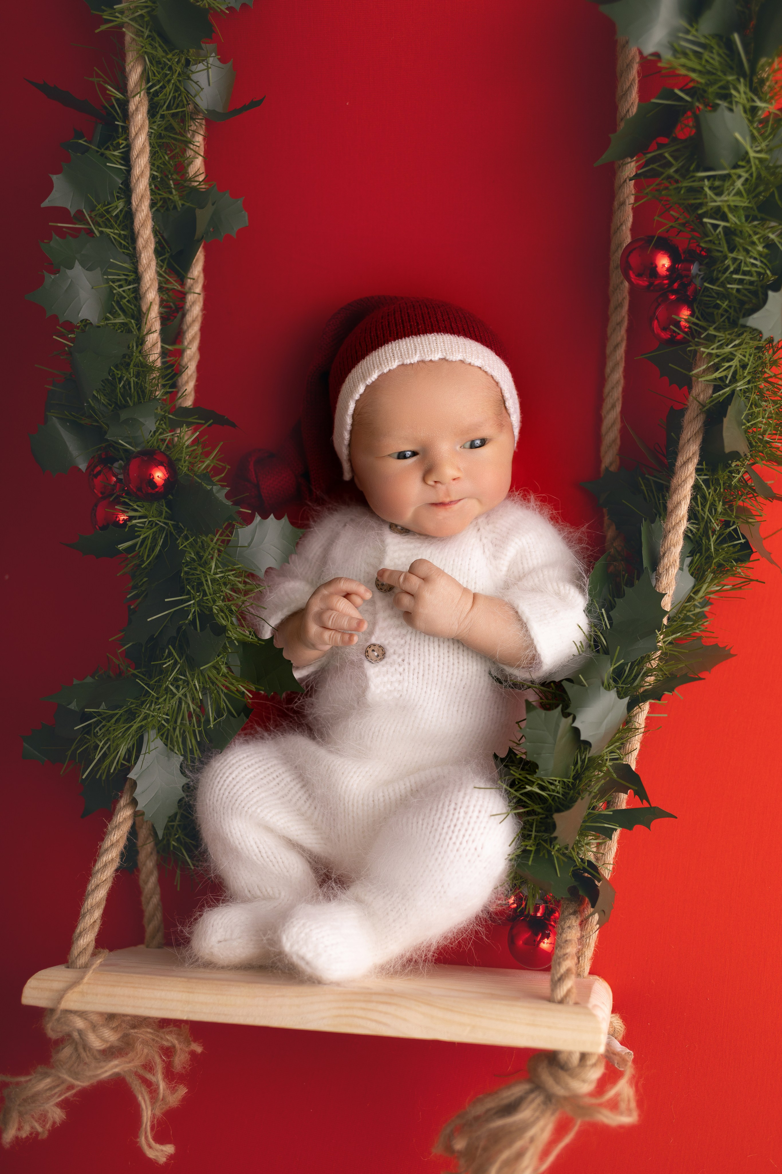 Классическая фотосессия малыша. Фотограф новорожденных малышей в Омске и Омской области Эльвира Камаева