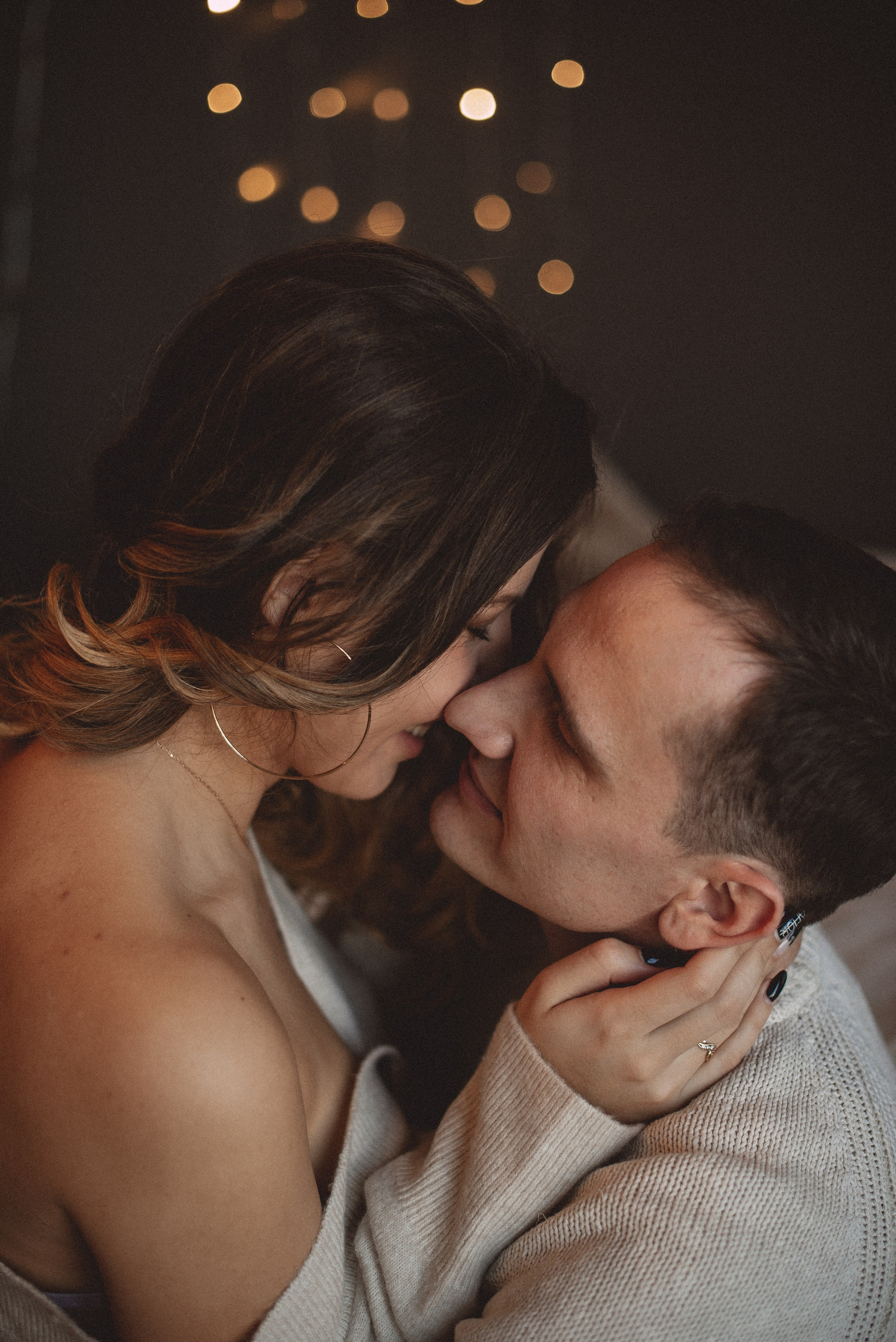 Новогодняя фотосессия Лавстори в студии. Семейная фотосессия Бутово Москва фотограф Алина Морщагина