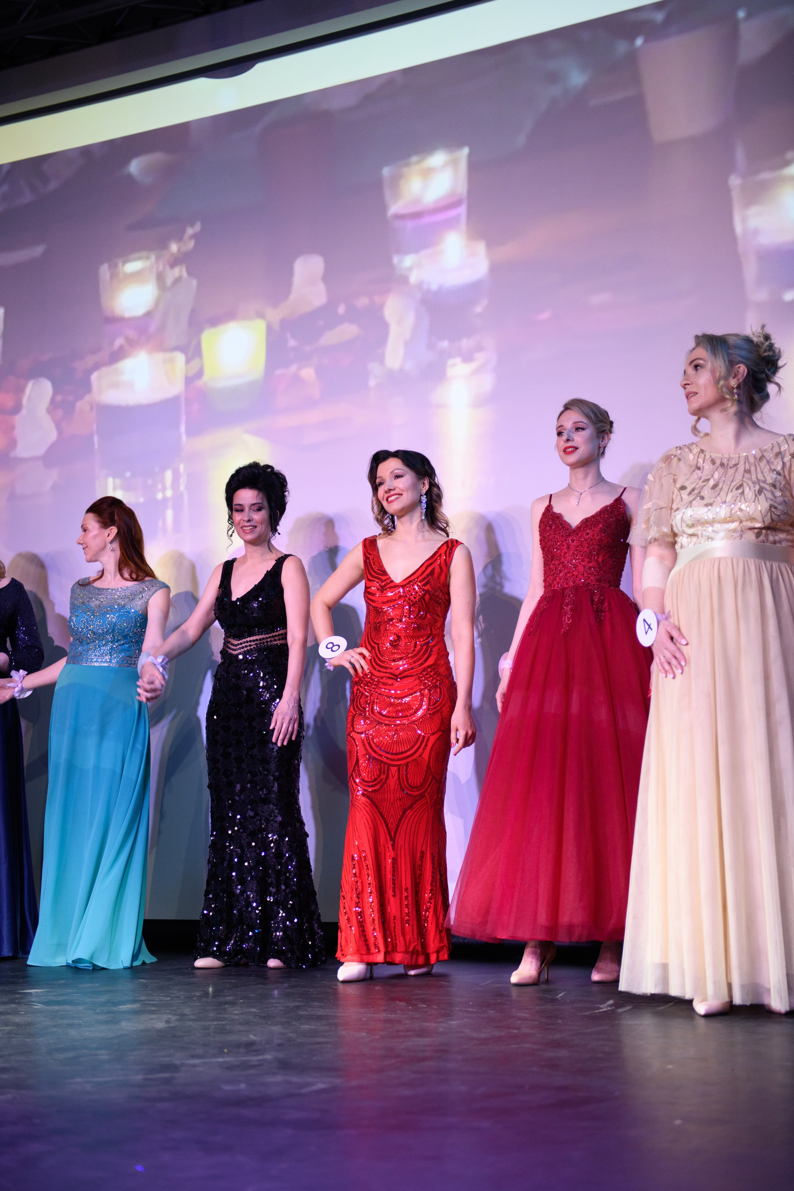 Финал конкурса красоты и материнства «Особенная мама». Организация и проведение фотосъемок в Санкт-Петербурге. Фотограф Смирягин Илья