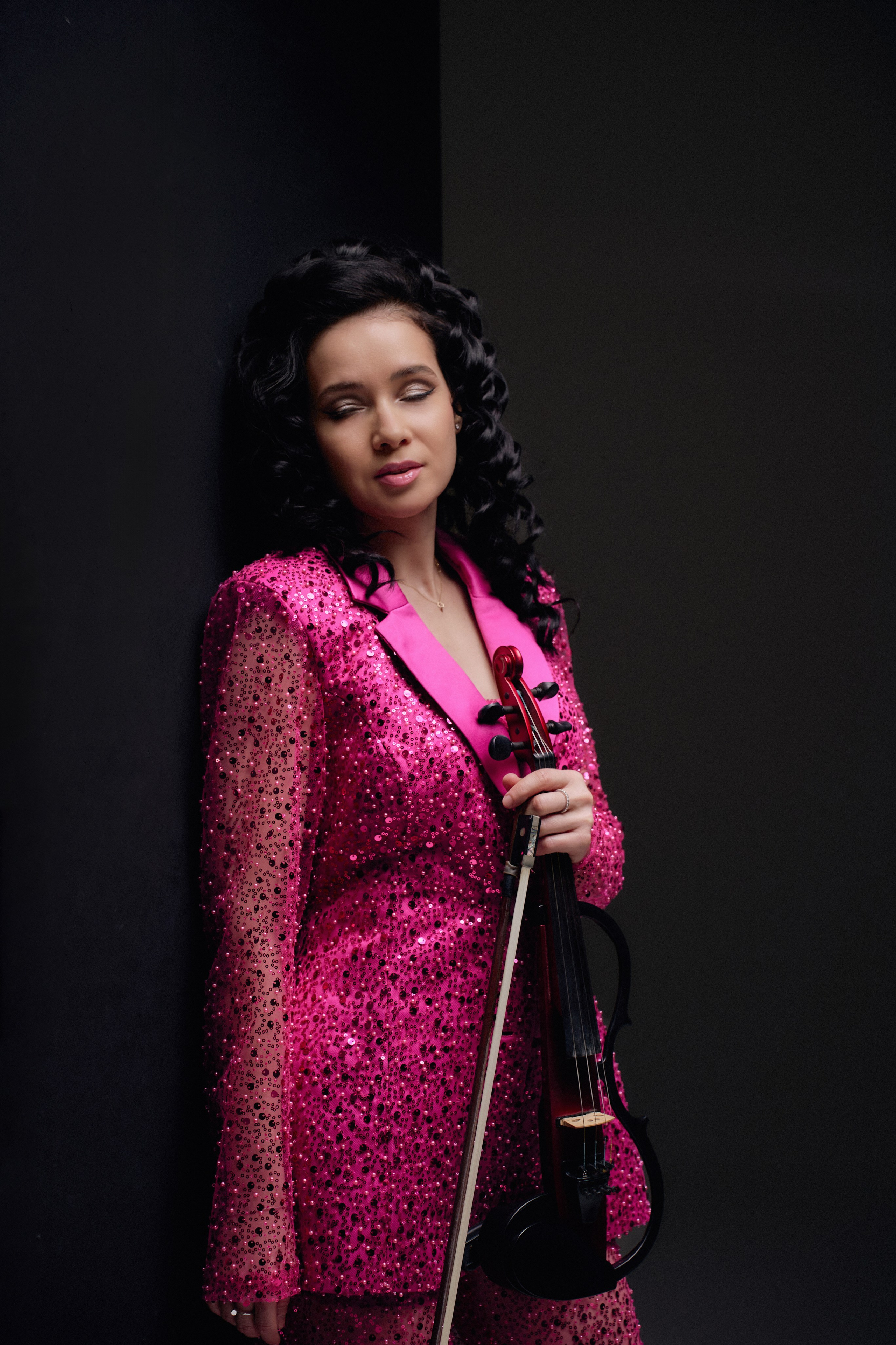 Портретная студийная съёмка на циклораме. Свадебный фотограф Екатерина Мартазова. Екатеринбург