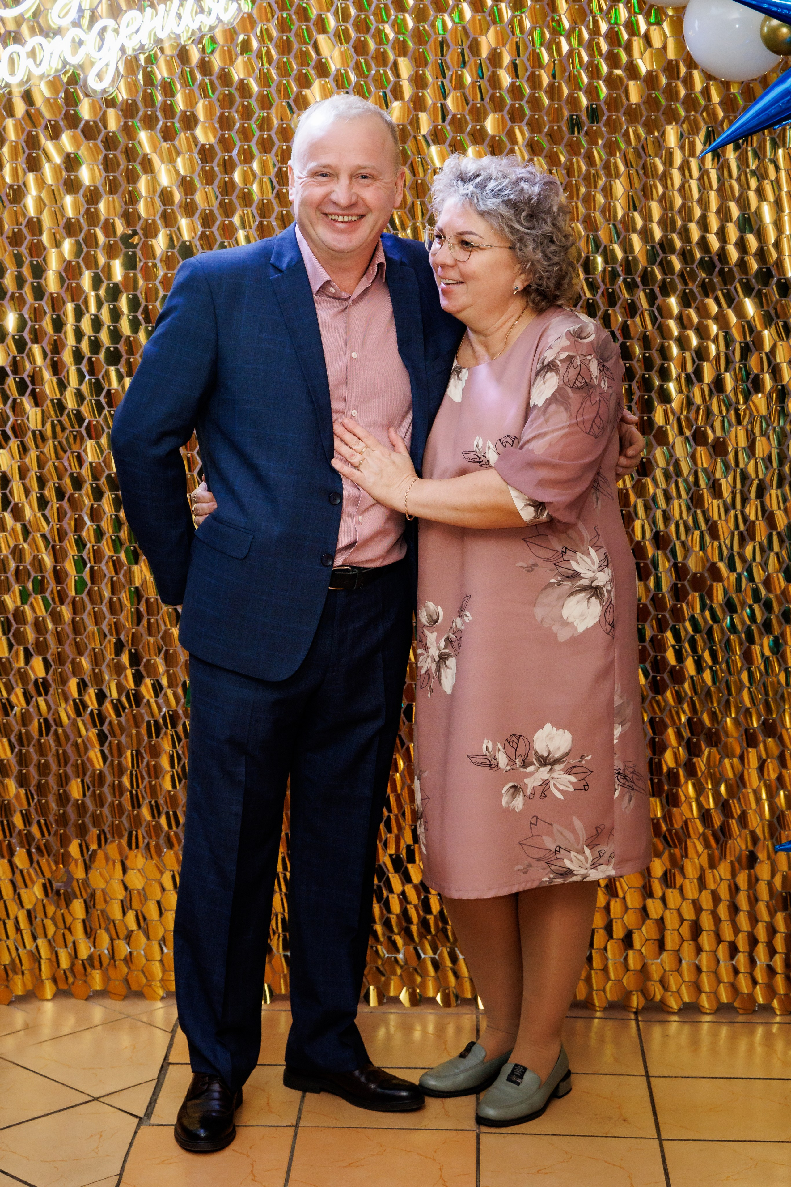 Юбилей Николаю в кафе Зеркальное, г. Сясьстрой. Свадебный и семейный фотограф в г. Волхов Алексей Кочерыжкин