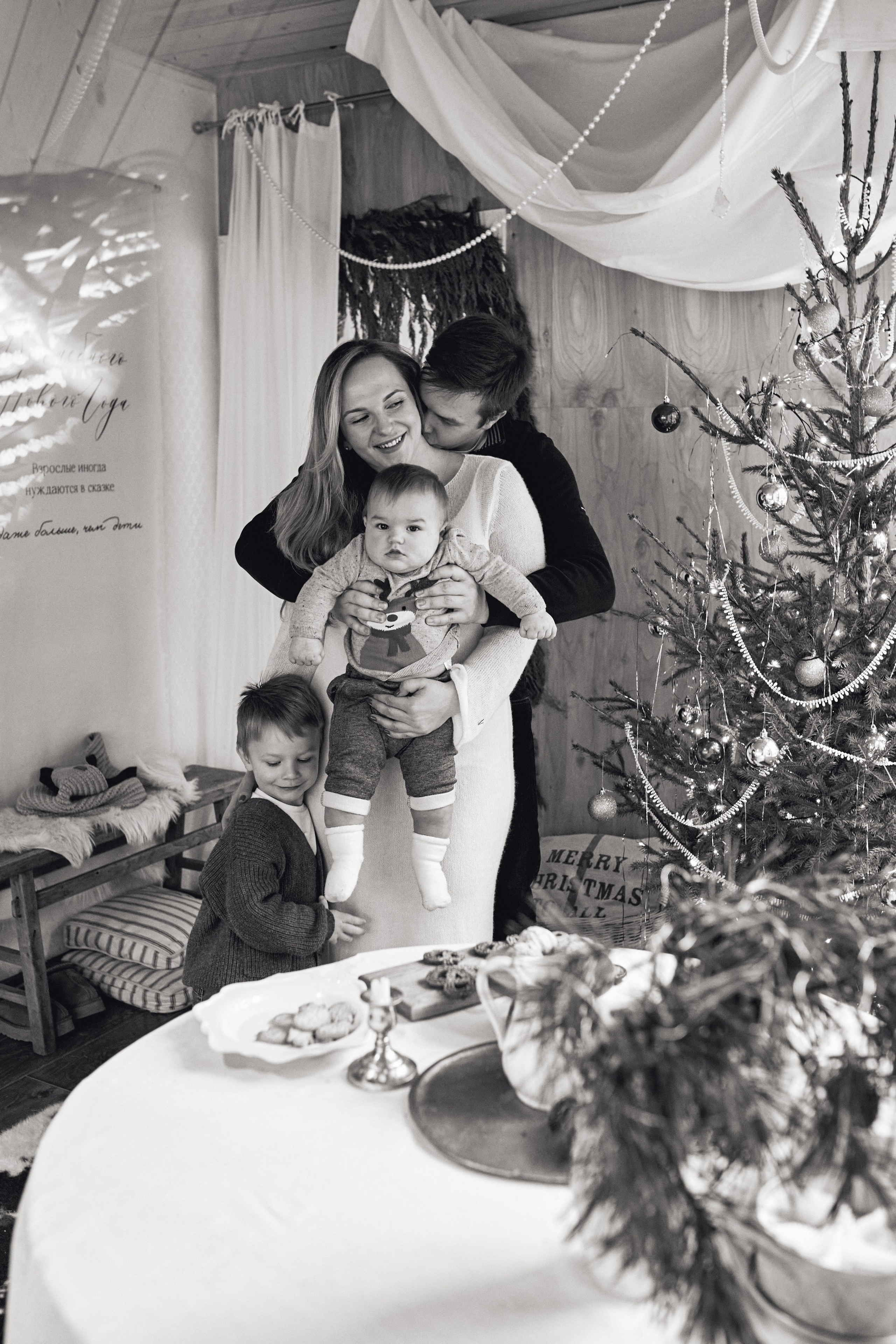 Наталья, Даниил и Дима с Андреем. Http://mira-photo.ru/