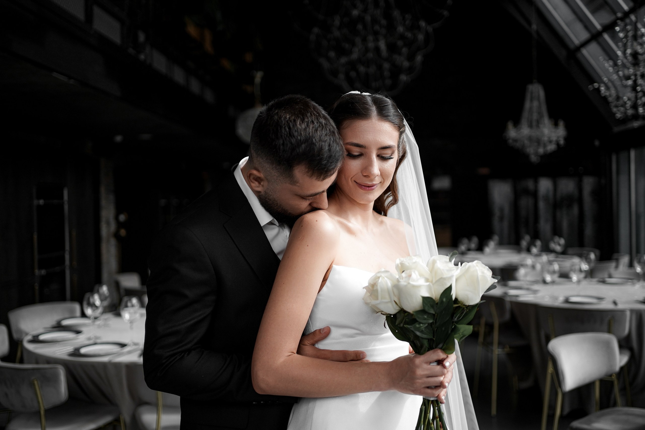 Виктория и Тарон в отеле Арка. Свадебный фотограф Ростов-на-Дону. Свадебный фотограф в Ростове-на-Дону. Таинство Крещения и Венчания, семейные фотосессии. Алёна Чёботова