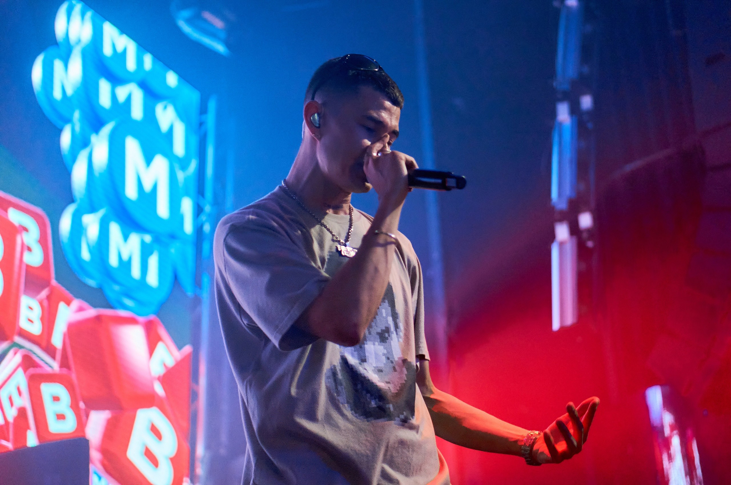 OBLADAET 05.04 (KHV LOONA). Фотограф | Кнышева Валерия | Санкт-Петербург