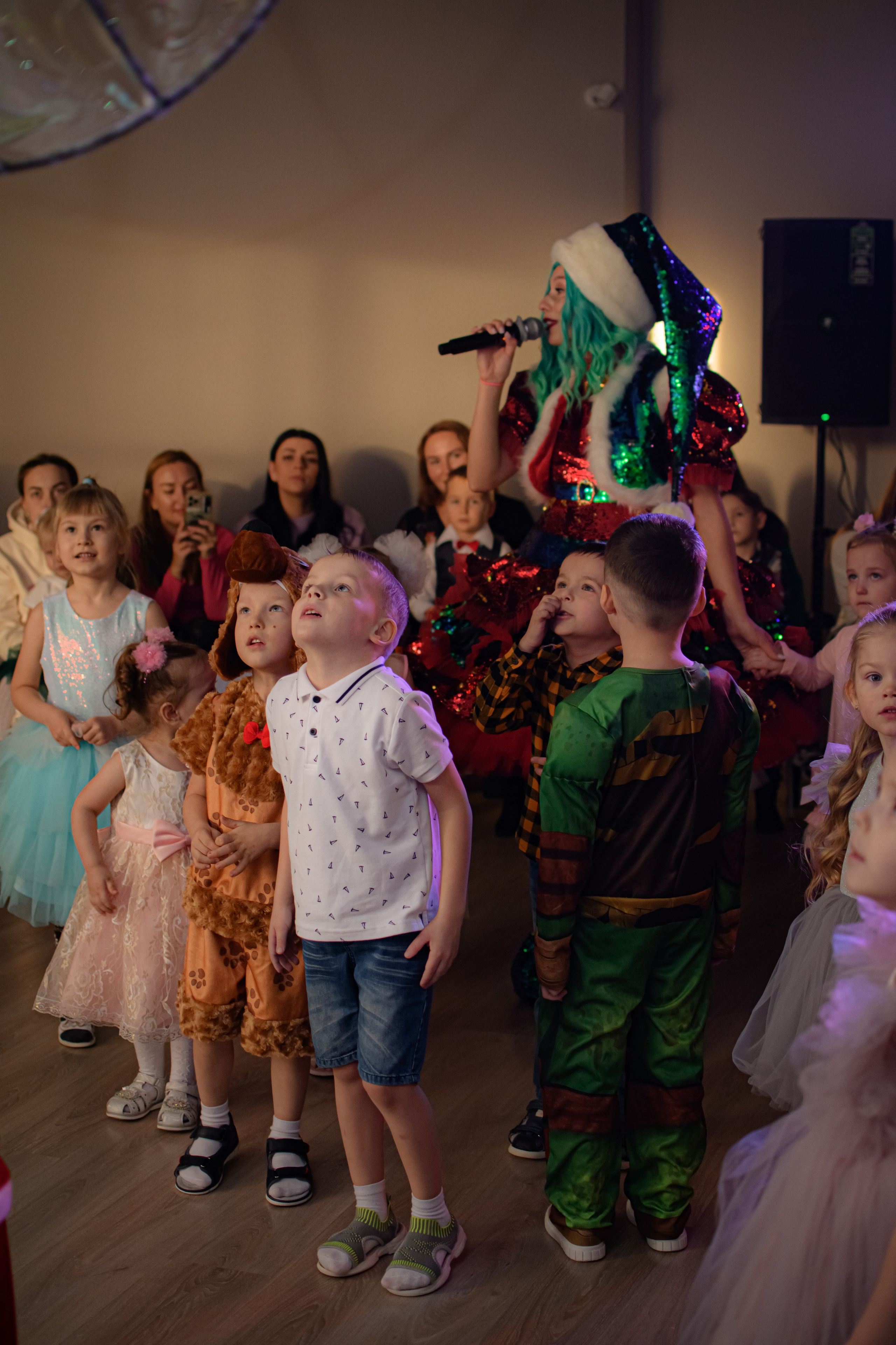 HAPPY NEW YEAR. Photokarish