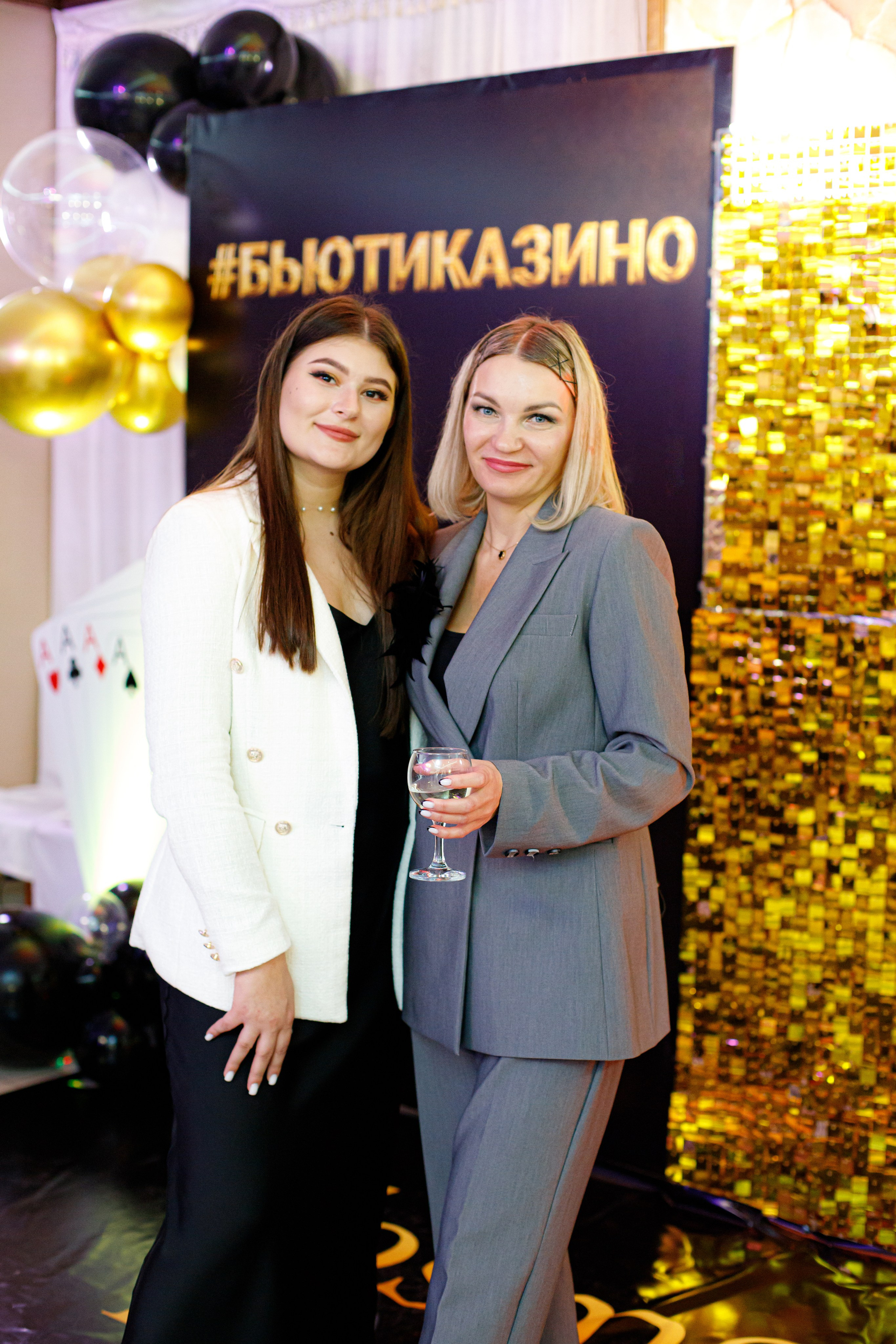 ELOSMED. Photokarish