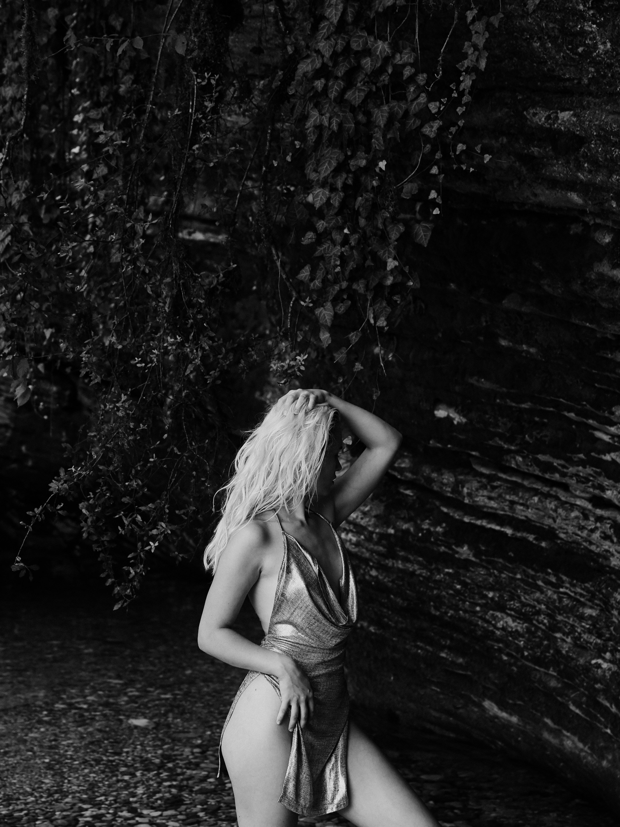 Женские уличные портреты для серт. Фотограф Анастасия Косюра