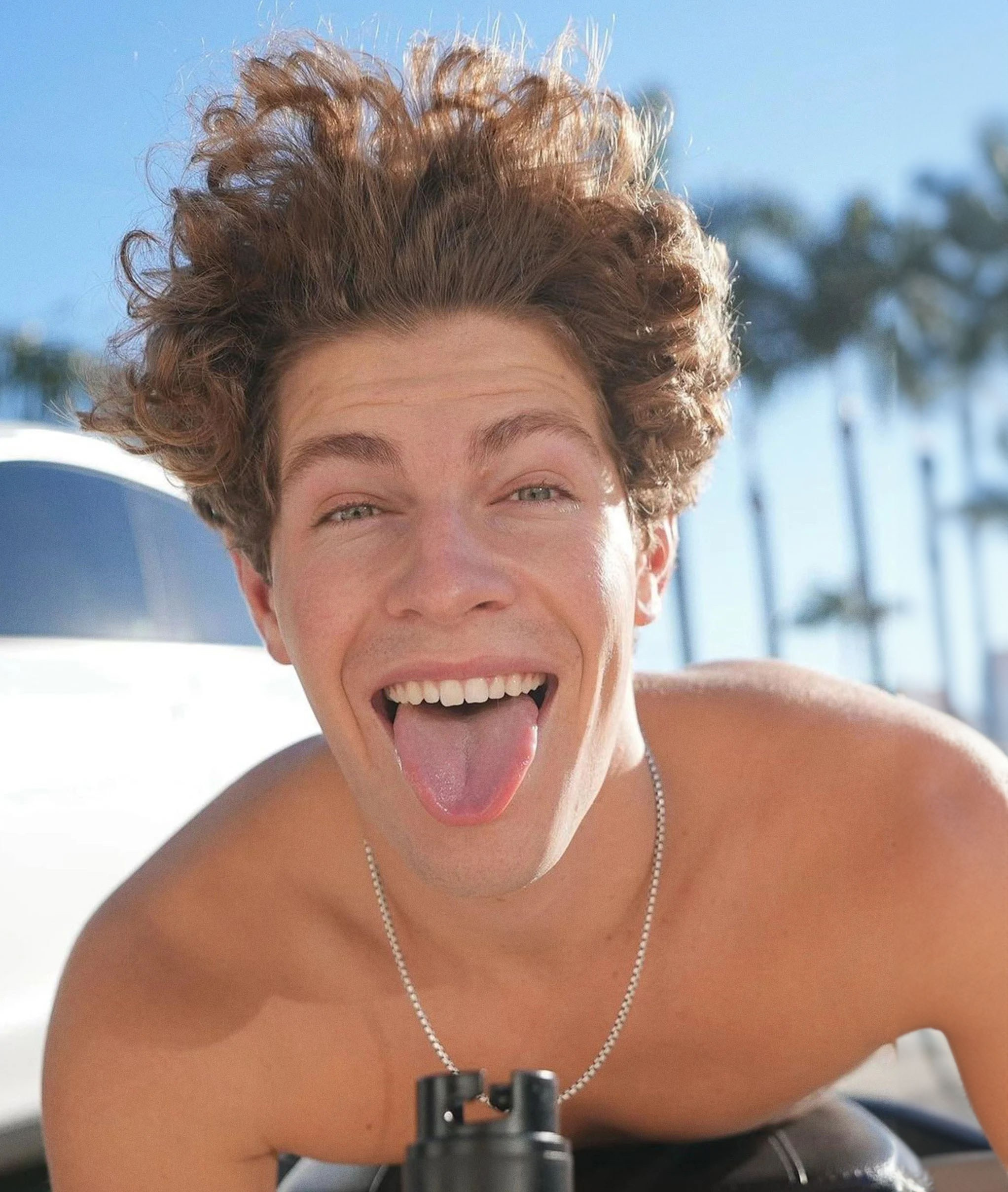 AI Photo Retoucher and Image Restorer Zhanna Ognivo