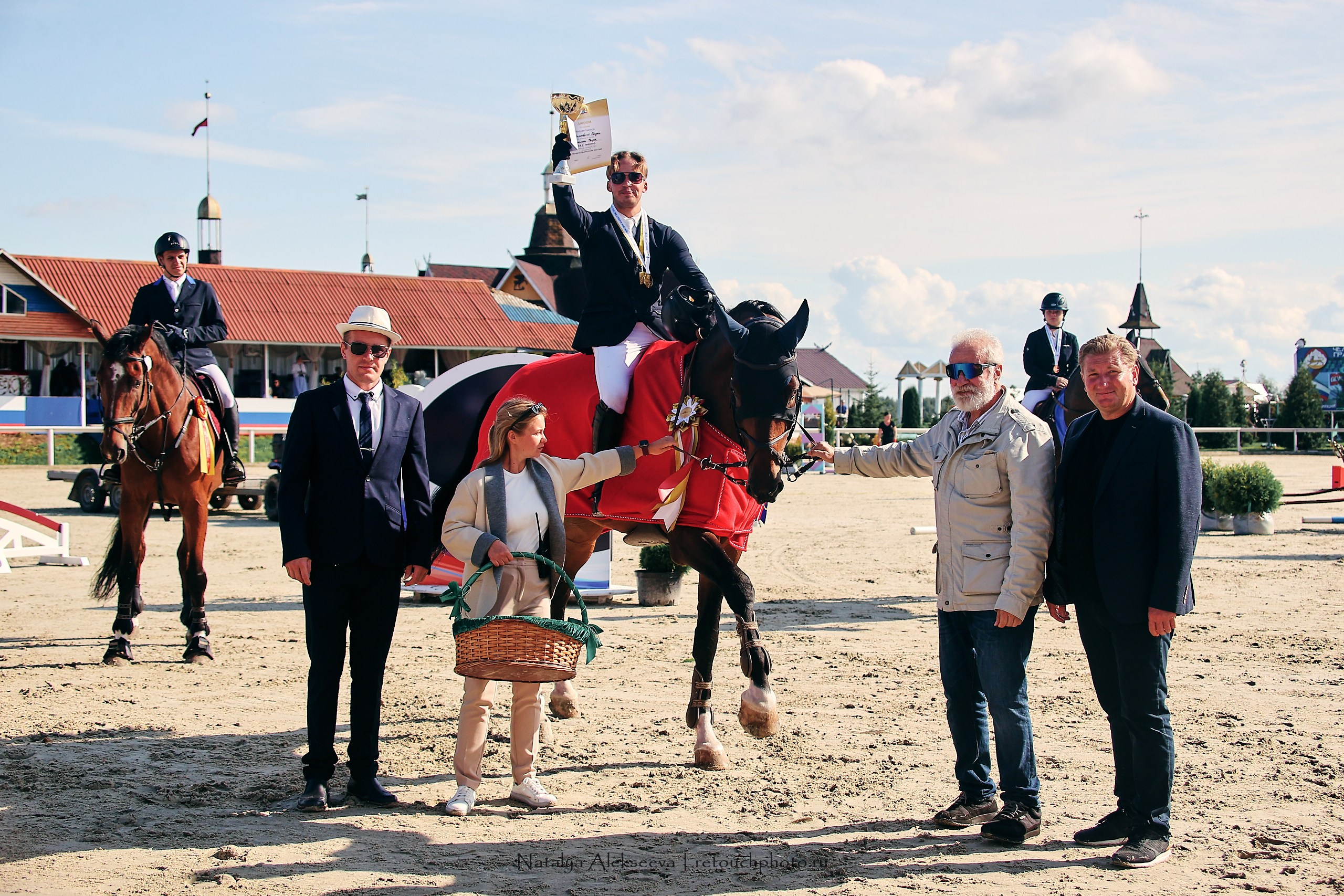 Лично-Командное Первенство России по конкуру, КСК Конаковские конюшни | 08'2023. Репортажный фотограф и ретушер в Москве Наталья Алексеева