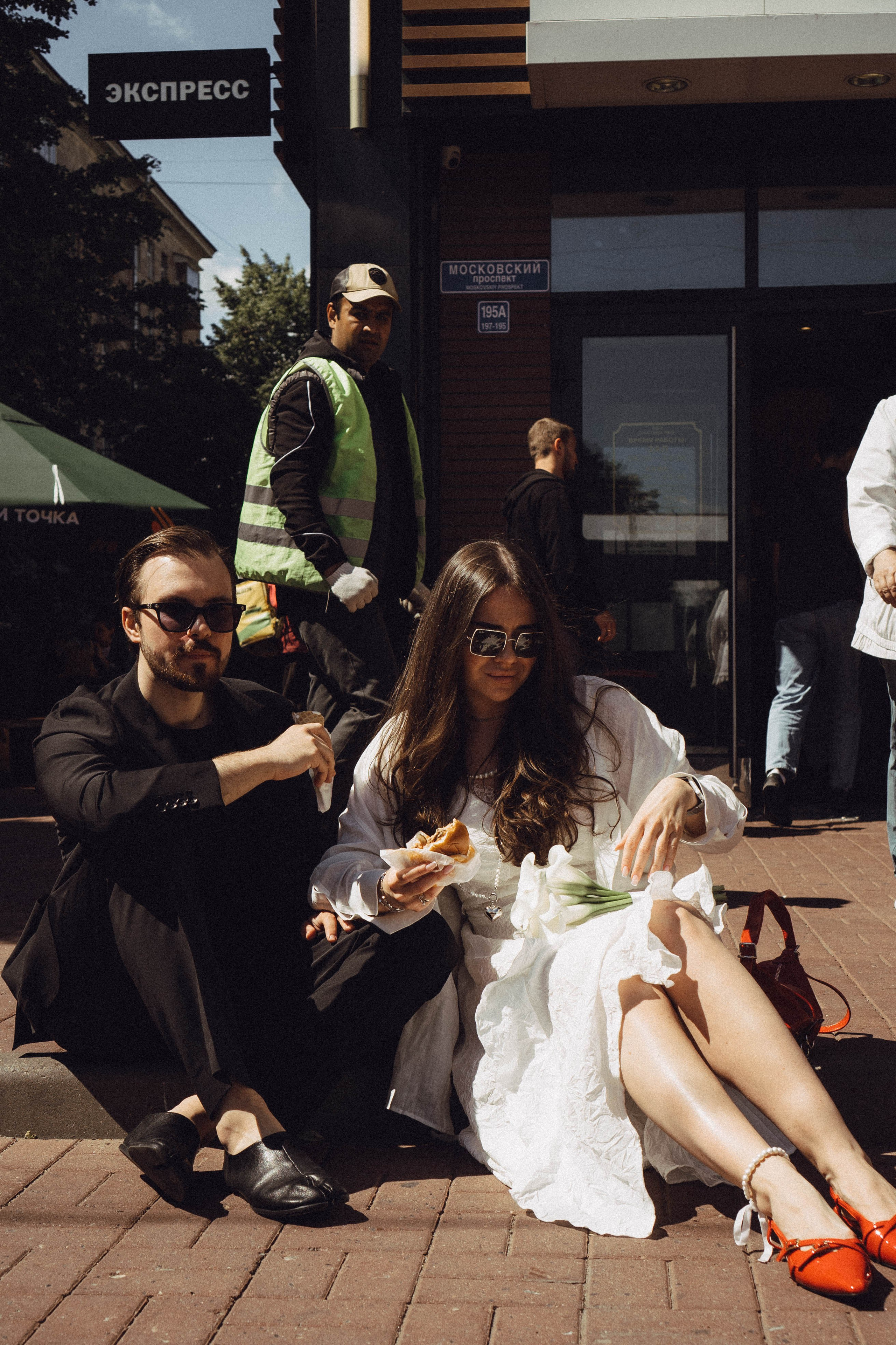 СВАДЕБНАЯ СЬЕМКА В ПАРКЕ ПОБЕДЫ И ПРОГУЛКА ПО МОСКОВСКОМУ ПРОСПЕКТУ. Профессиональный фотограф, Санкт-Петербург — Виктория Богомолова