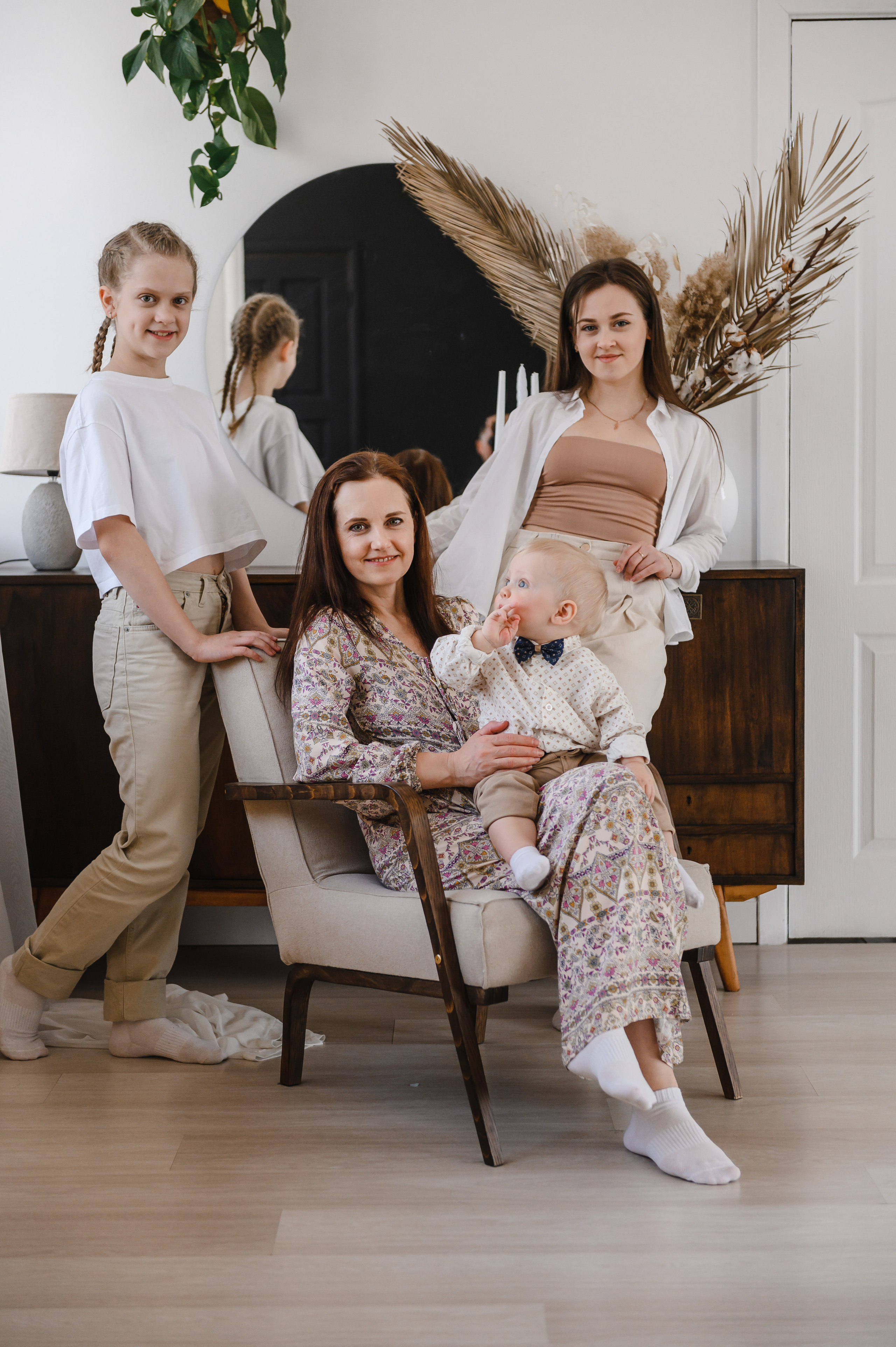 Семейная фотосессия в студии. Свадебный и семейный фотограф в Ставрополе Роман Иванов