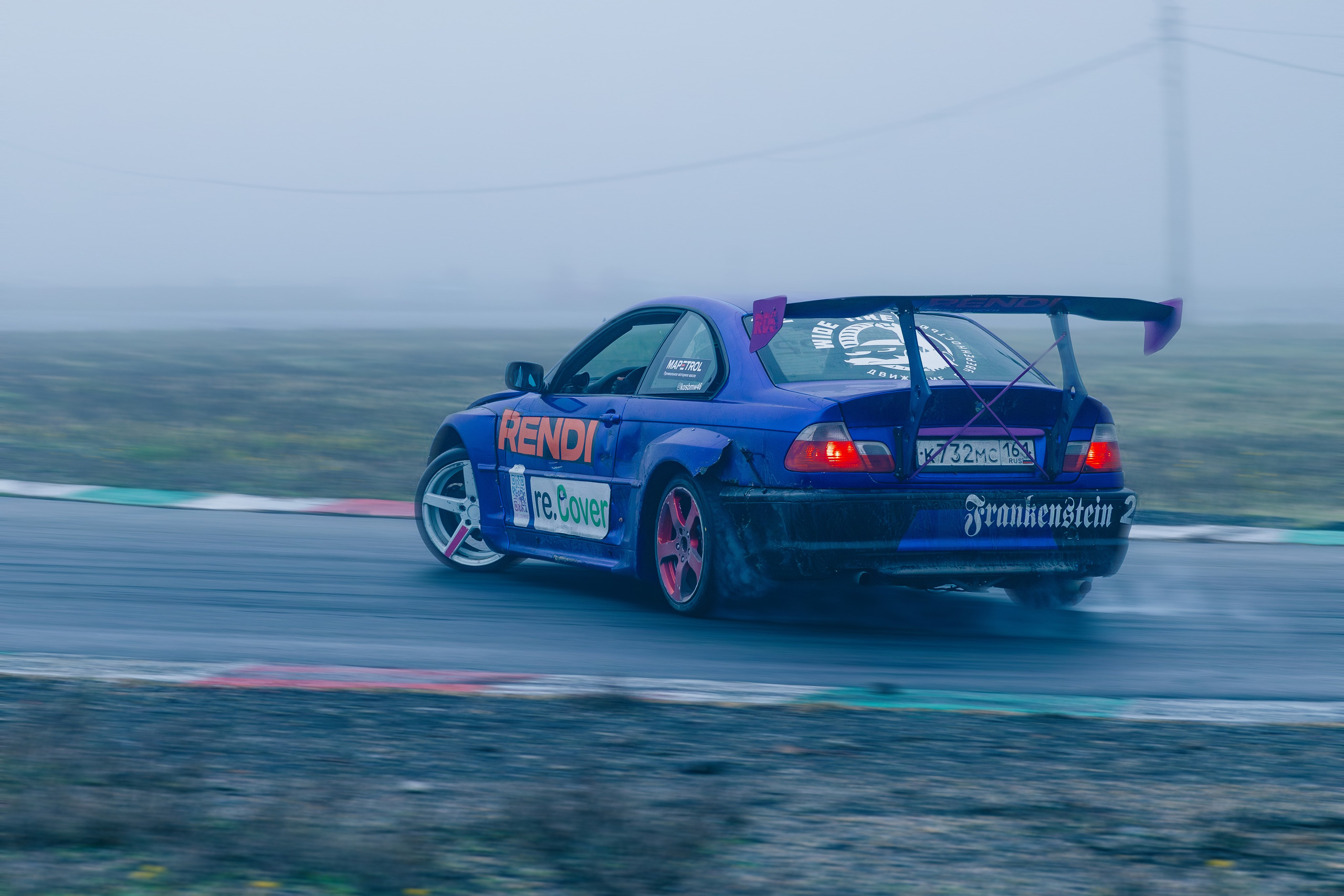 Фотосъёмка профессионального зимнего дрифта в Ростове-на-Дону. Портретный фотограф в Ростове-на-Дону Антон Казарин