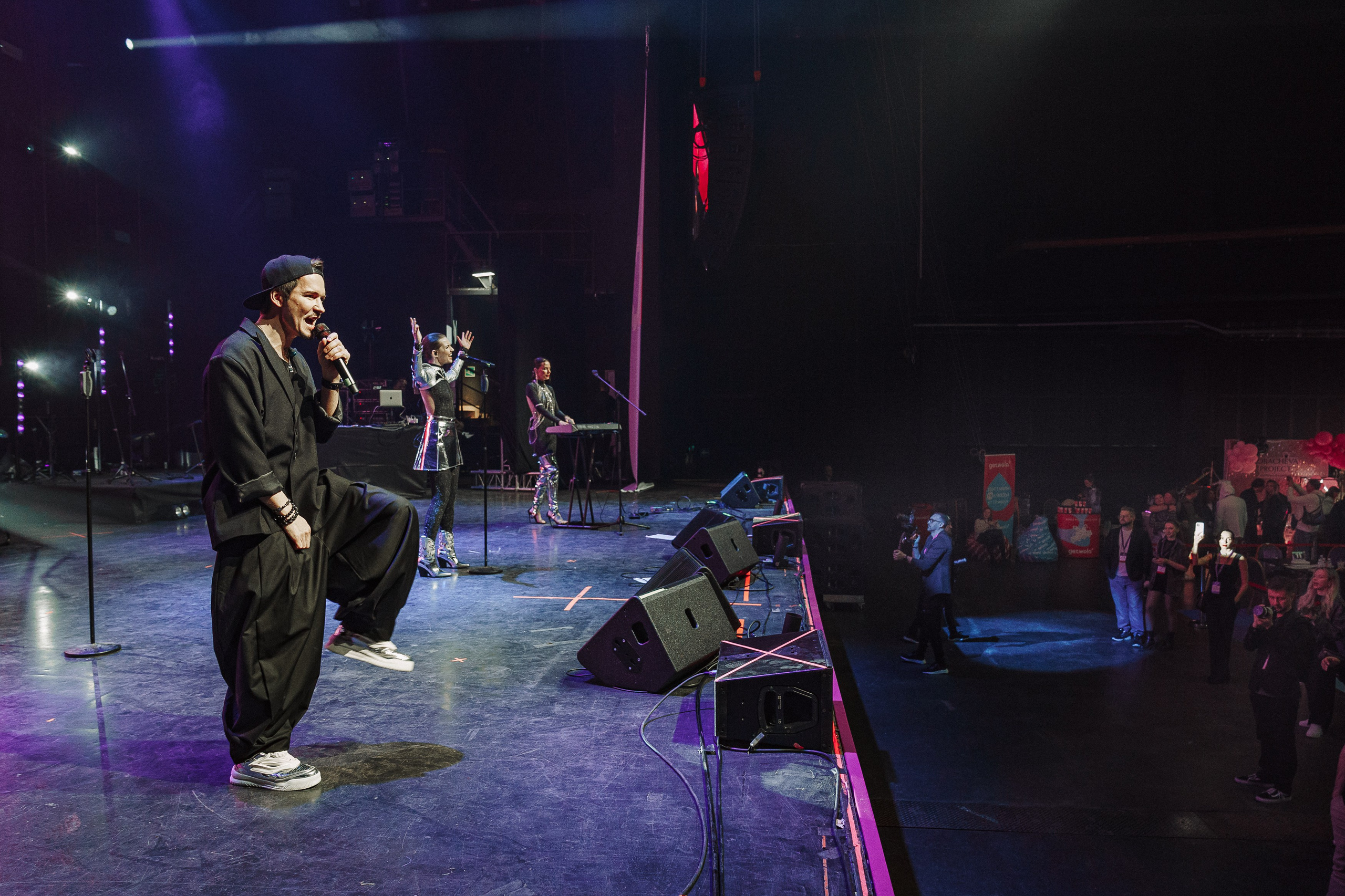 «Сцена» — FeelMe. Студия коммерческой фотографии в Москве и области