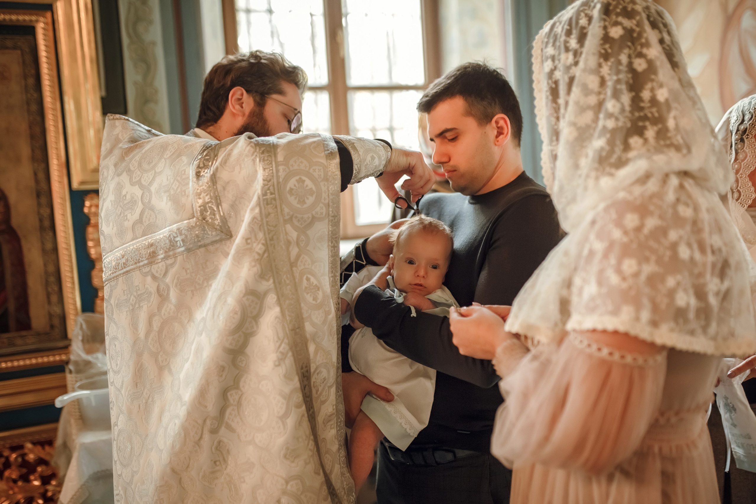 Крещение Артемия. Фотограф на Крещение, семейный фотограф в Москве