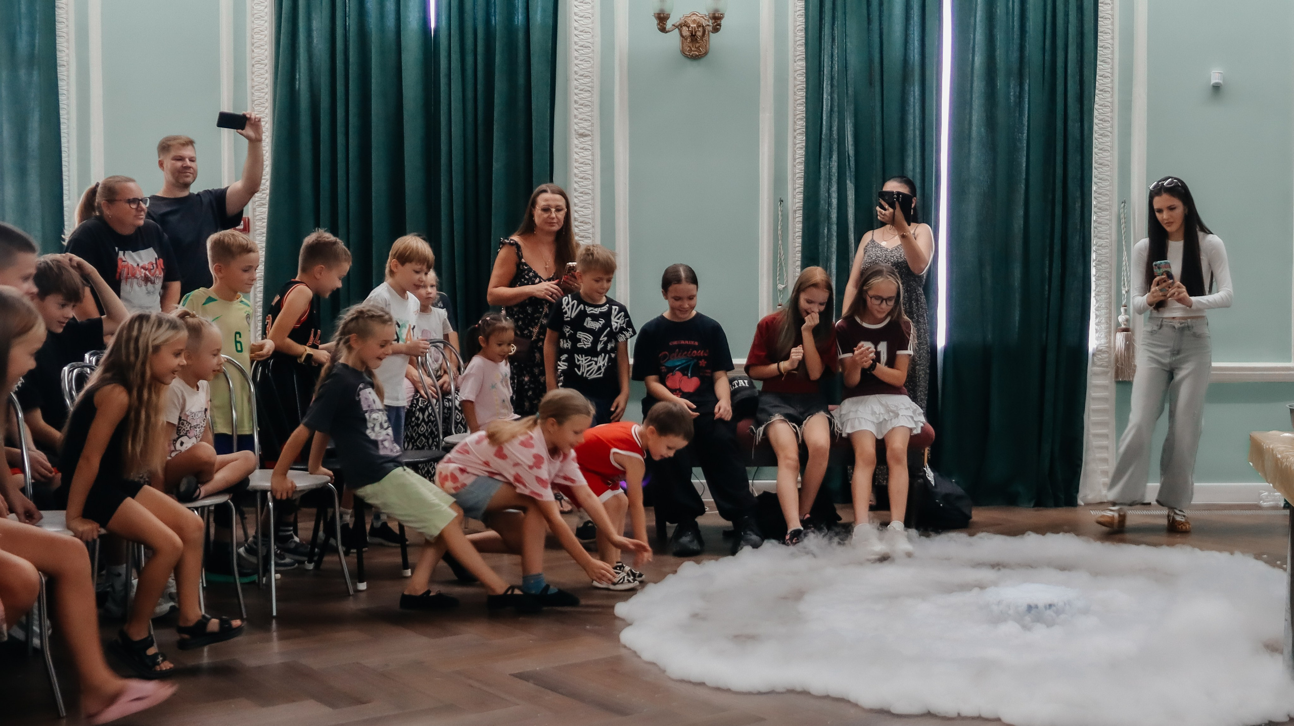 Шоу с жидким азотом. Семейный и детский фотограф в Славгороде Анастасия Винс