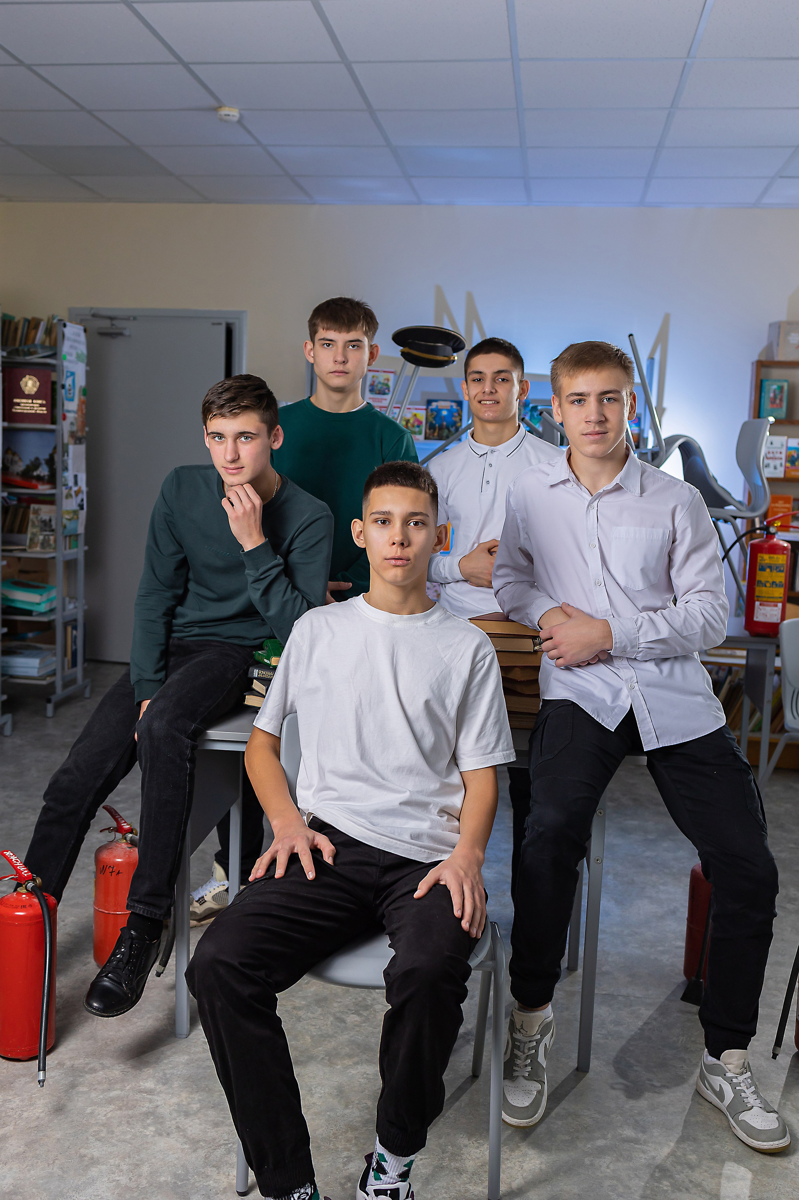 Выпускники 9 класса. LiveBook39 — студия выпускных альбомов Светланы Микишаниной в Калининграде