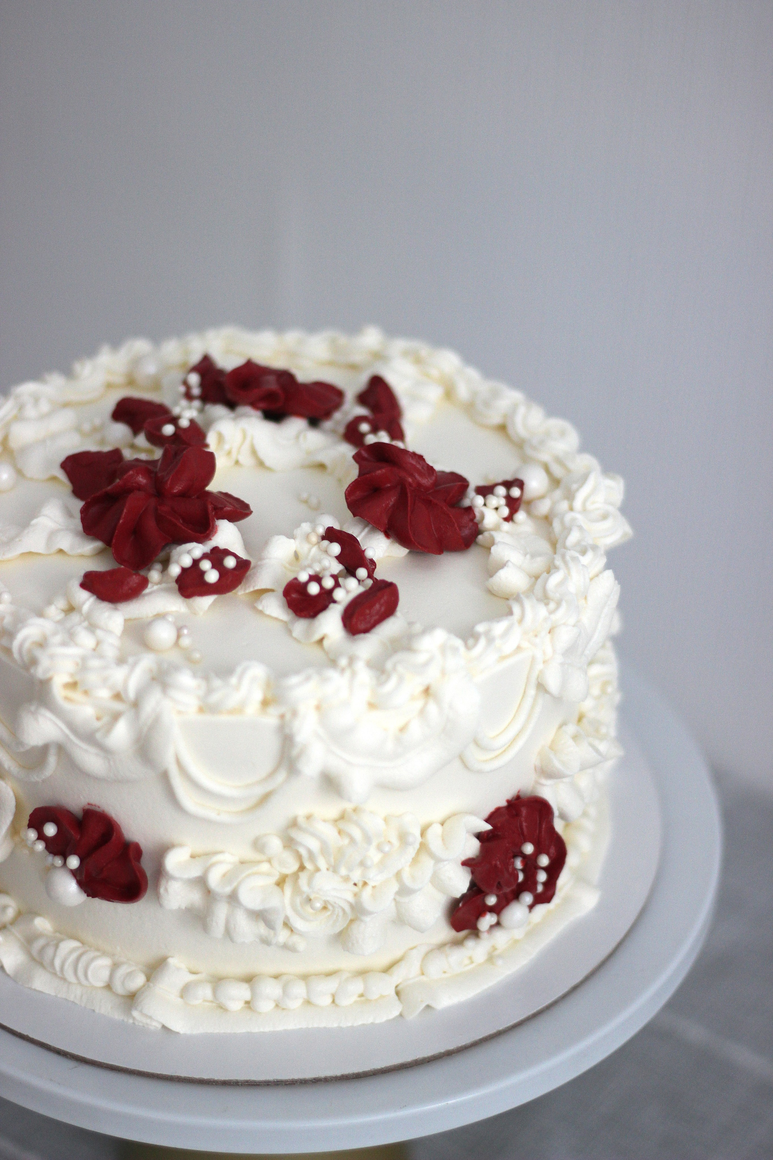 Торты на праздники. Семейная кондитерская. Торты и десерты на заказ в Москве и области