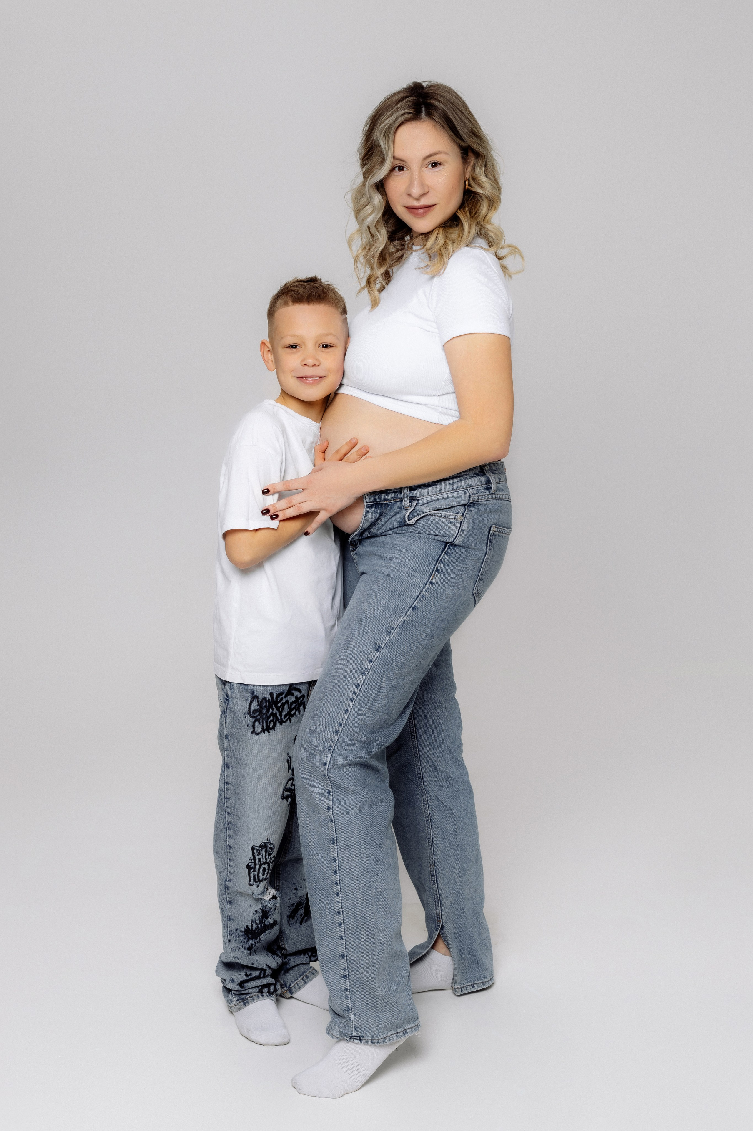 Фотосессия беременности в студии. Зотова Алена — семейный и женский фотограф в Зеленограде