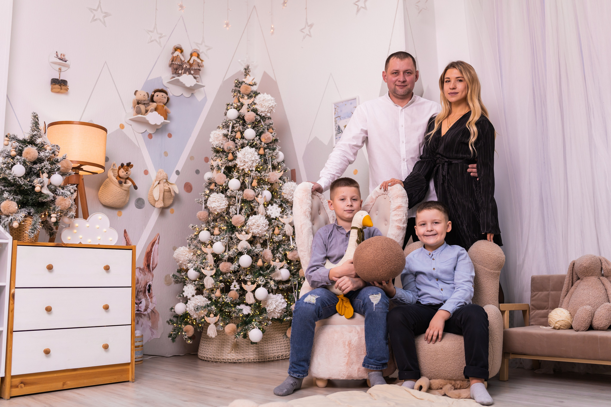 Максим, Виктория, Даня и Миша. Фотограф и Видеограф Алексей Удовиков