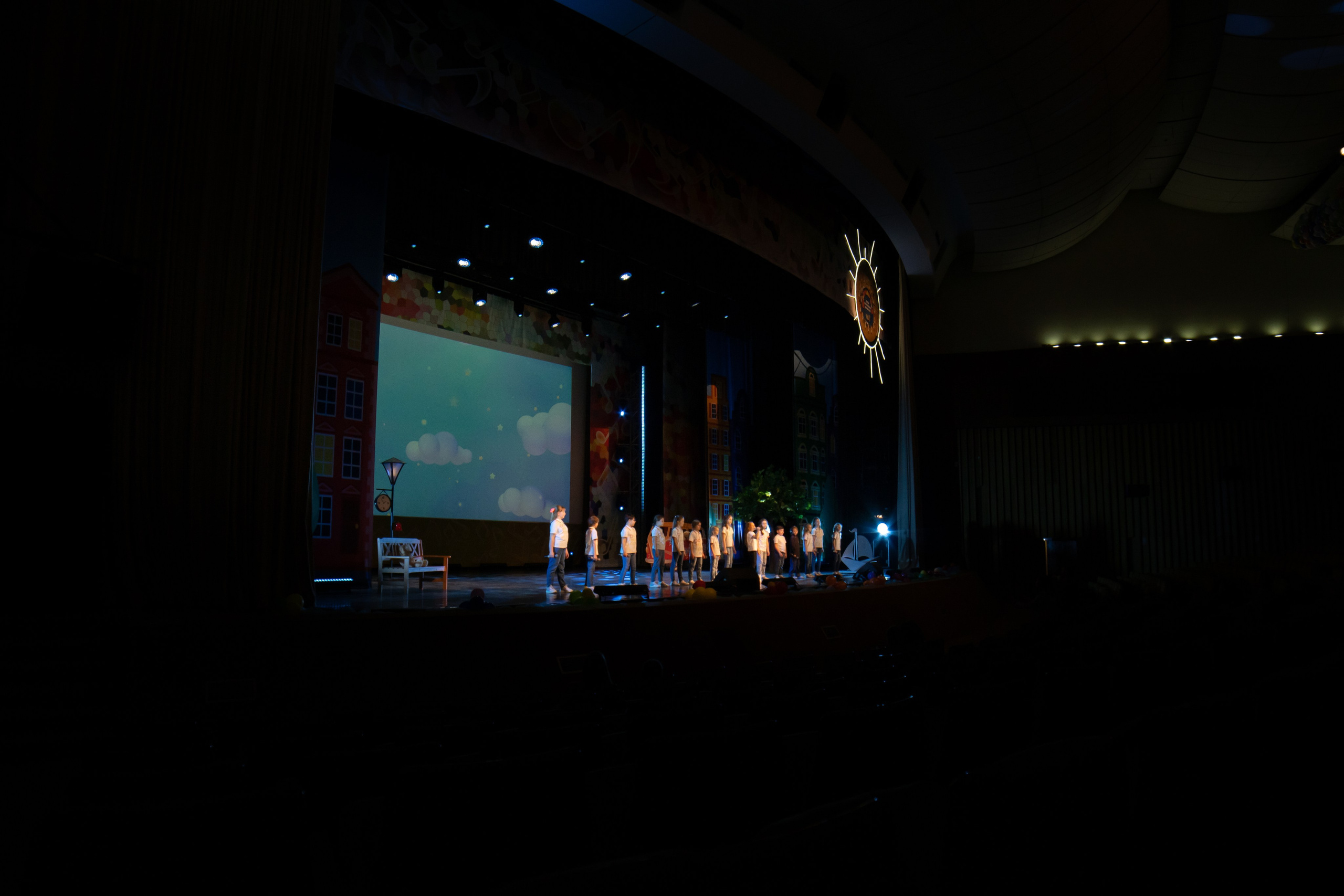 Съёмка концерта для Домисольки, большой концертный зал Космос. «Студия DRONAVT`s» — видеосъёмка и фотография г. Москва