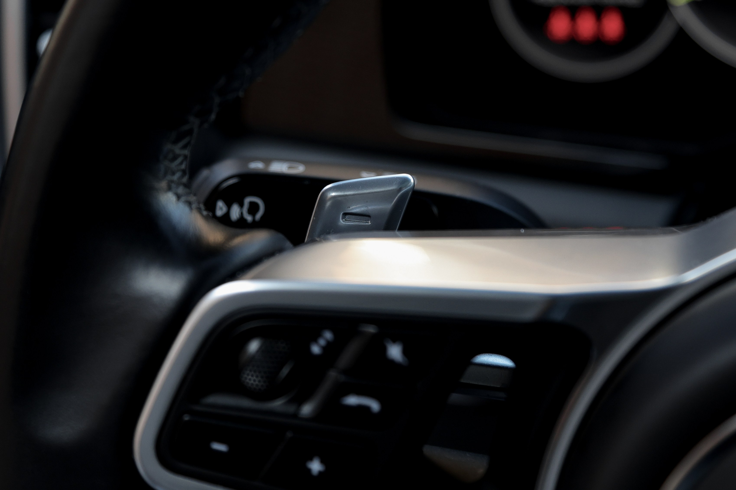 2020 Porsche Cayenne 3.0 AT. Mixturecaptures