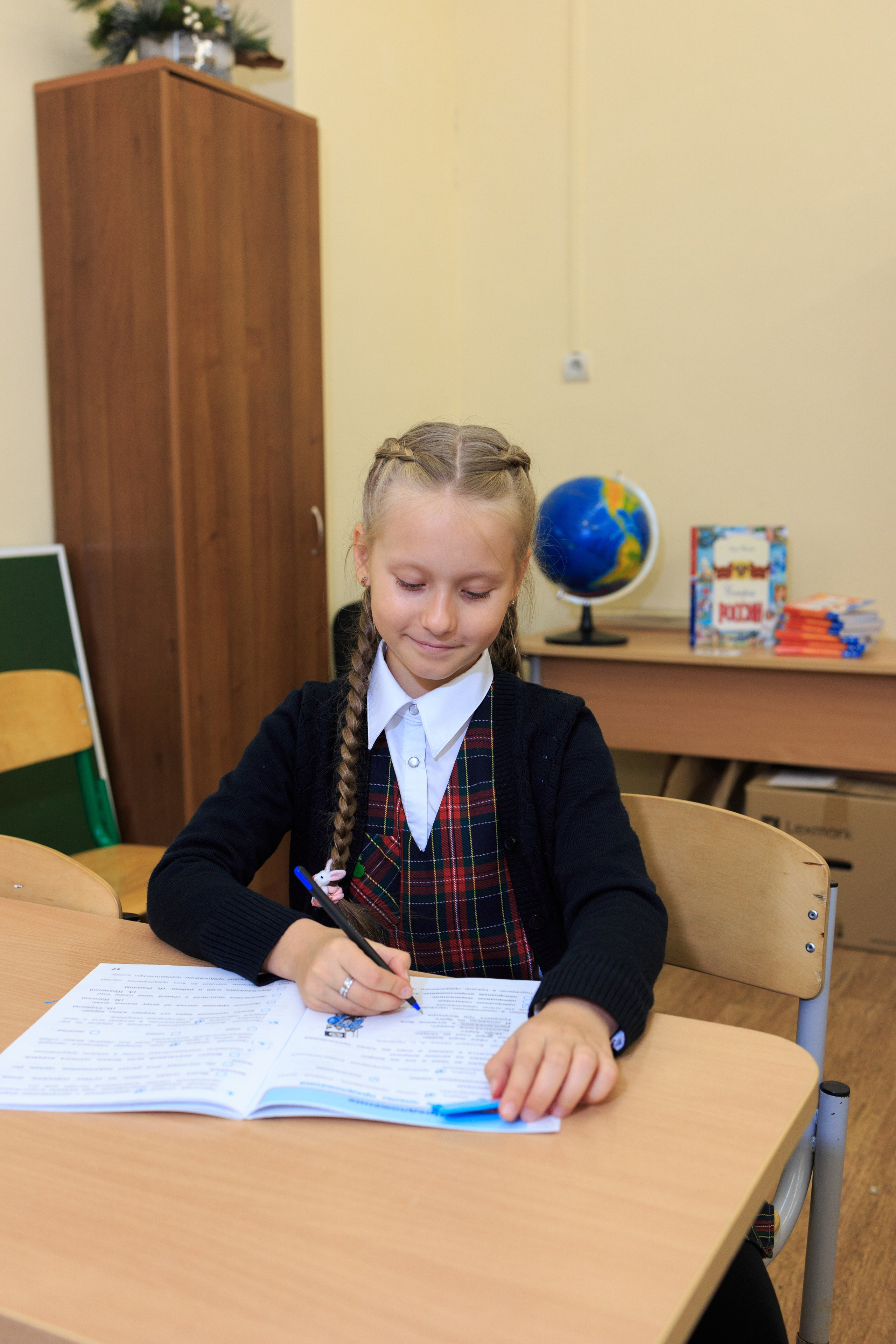 Фотографии выпускников 4 класса. Выпускные альбомы и общие фото в Москве от Юлии Шевердиной