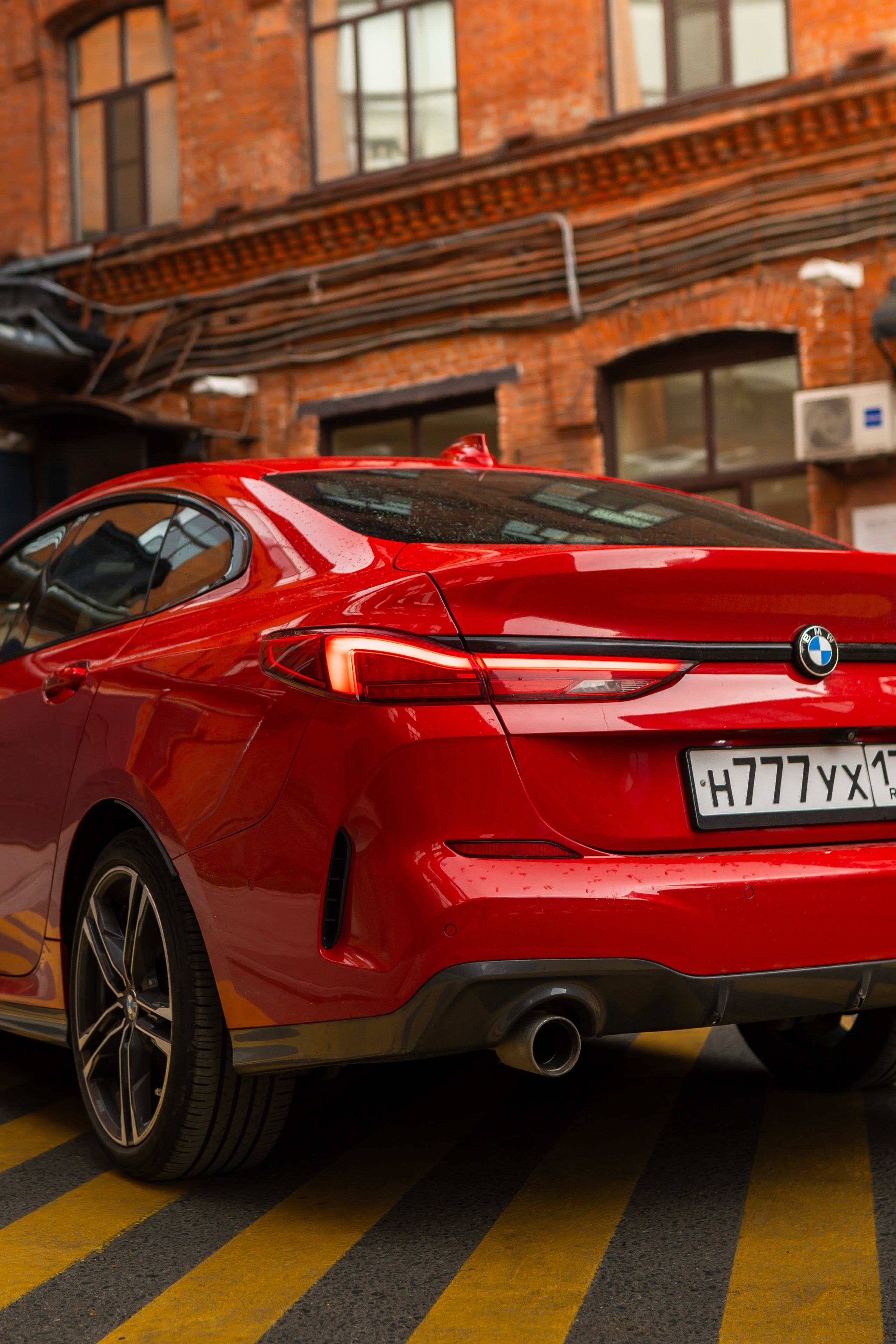 BMW 2-series. Mirllaev