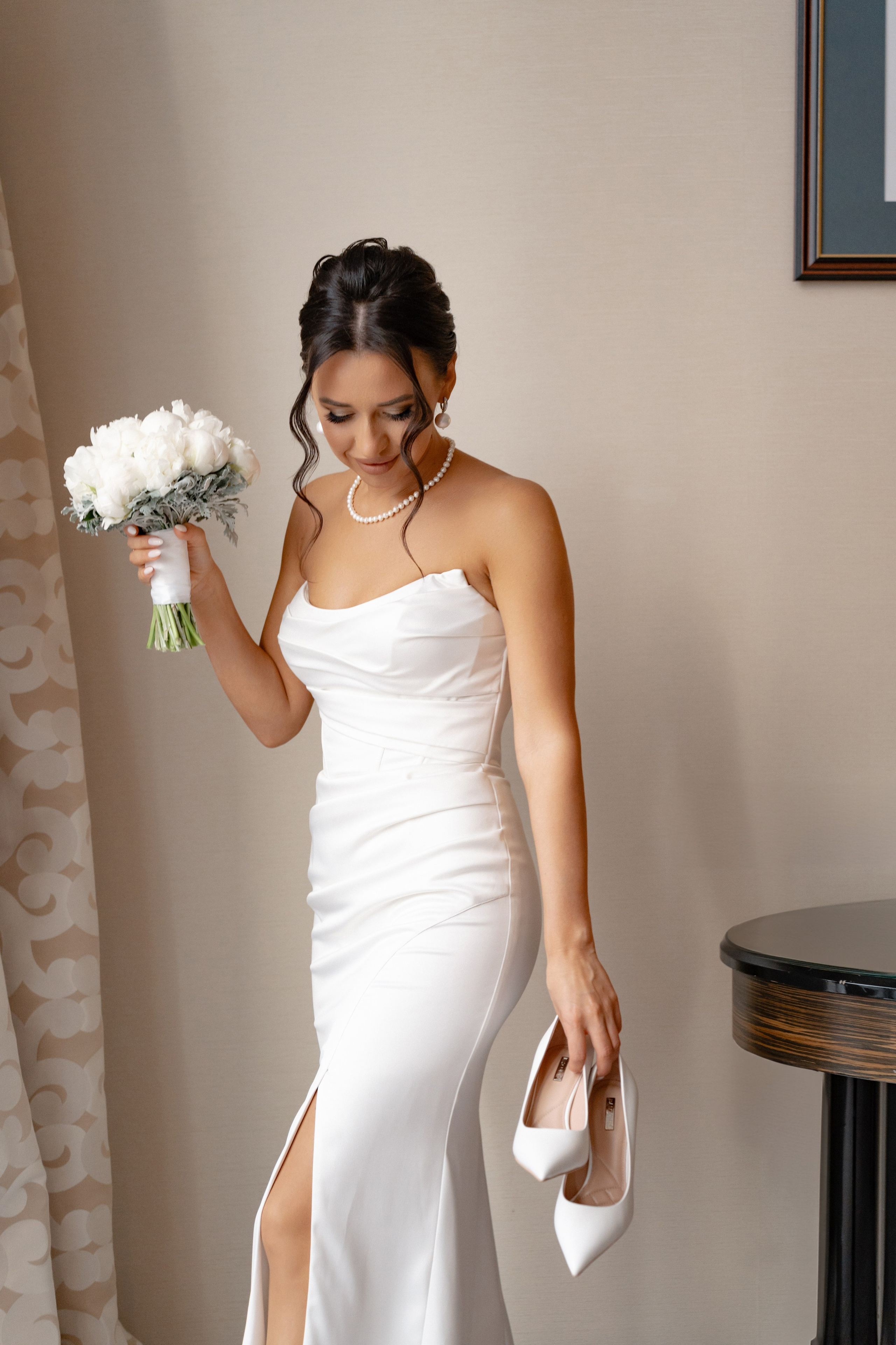 Свадебная фотосессия в отеле Plaza Garden Moscow WTC