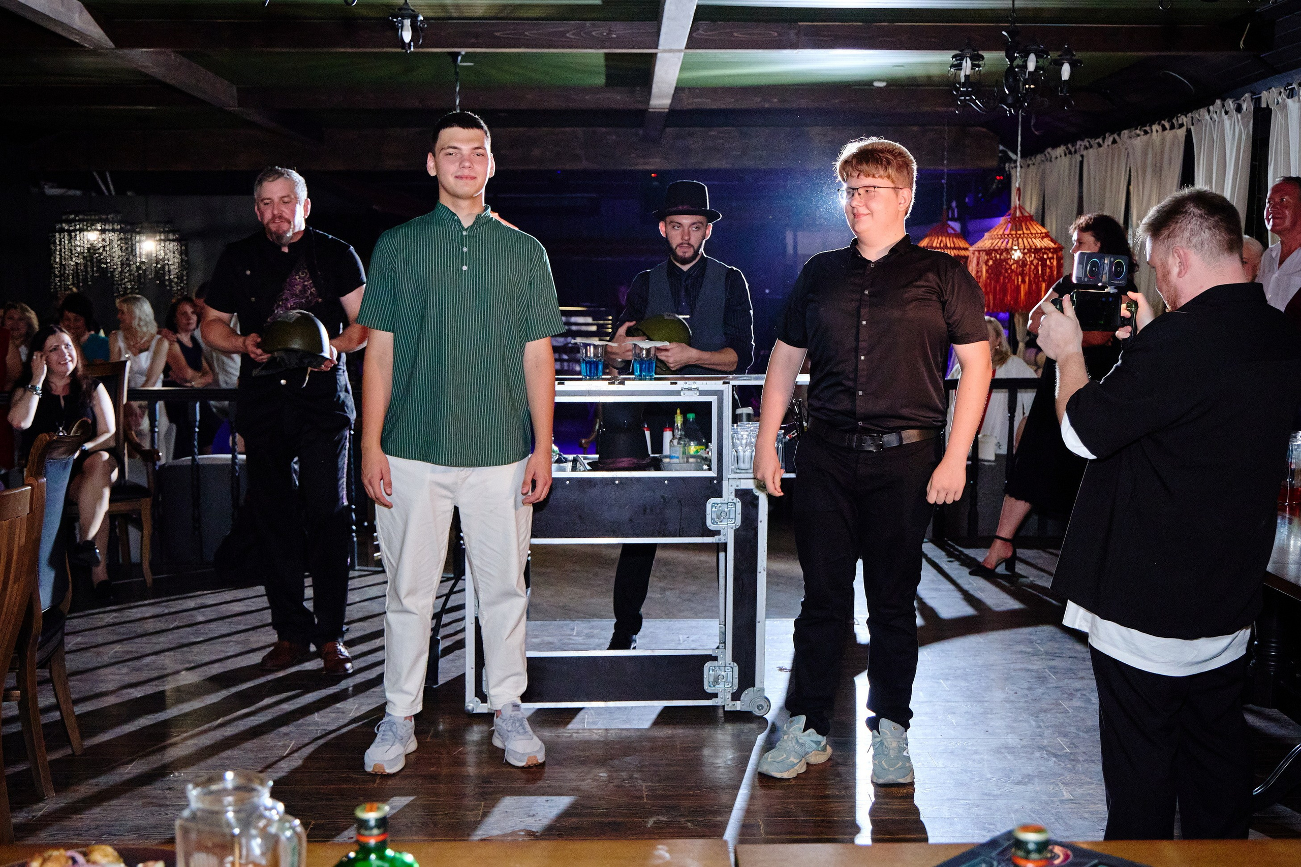 Выпускной 35 Сош. Фотограф Выпускные альбомы Таганрог Сергей Коробченко