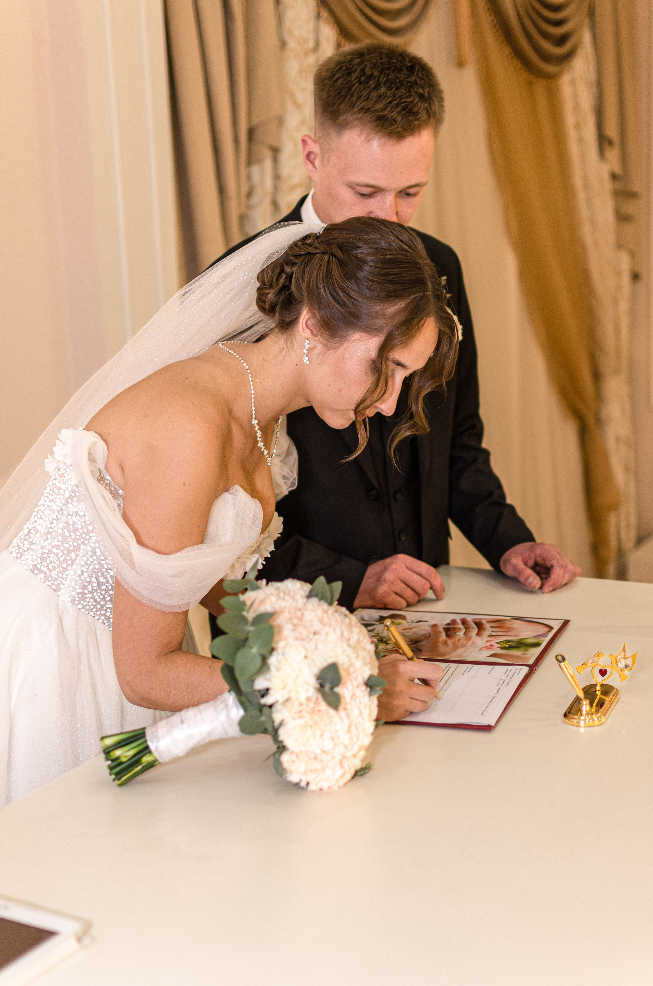 Свадебная фотосессия в Екатеринбурге от Анастасии Прошутинской