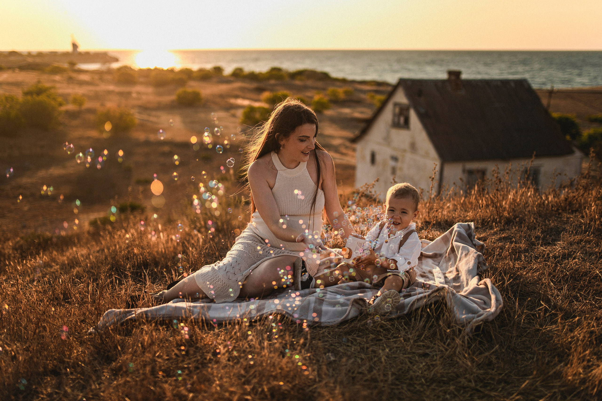 | МАМА И СЫН |