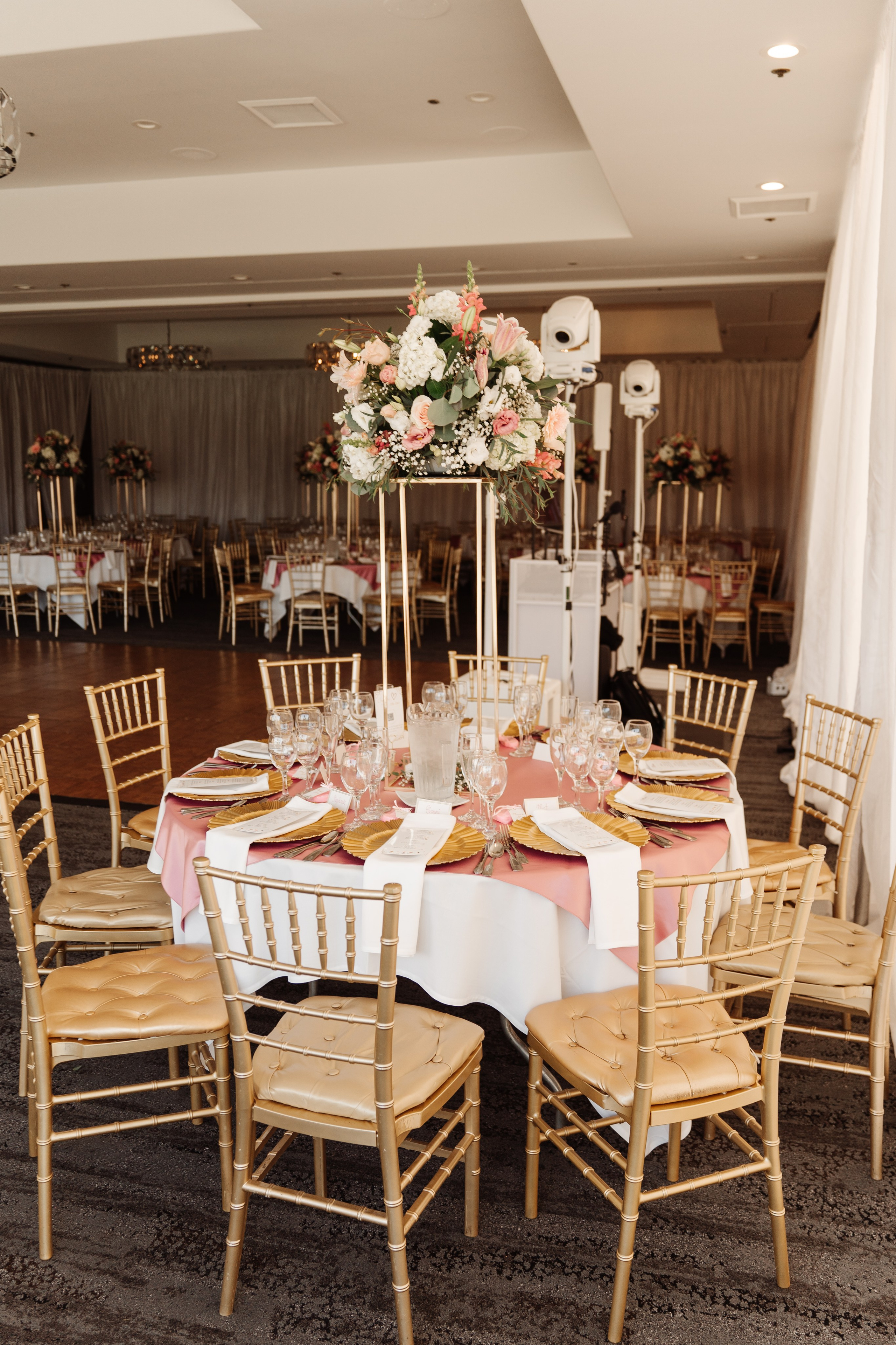 2025-08-16_AndreaChristopher. Ретушер Зенькевич Света