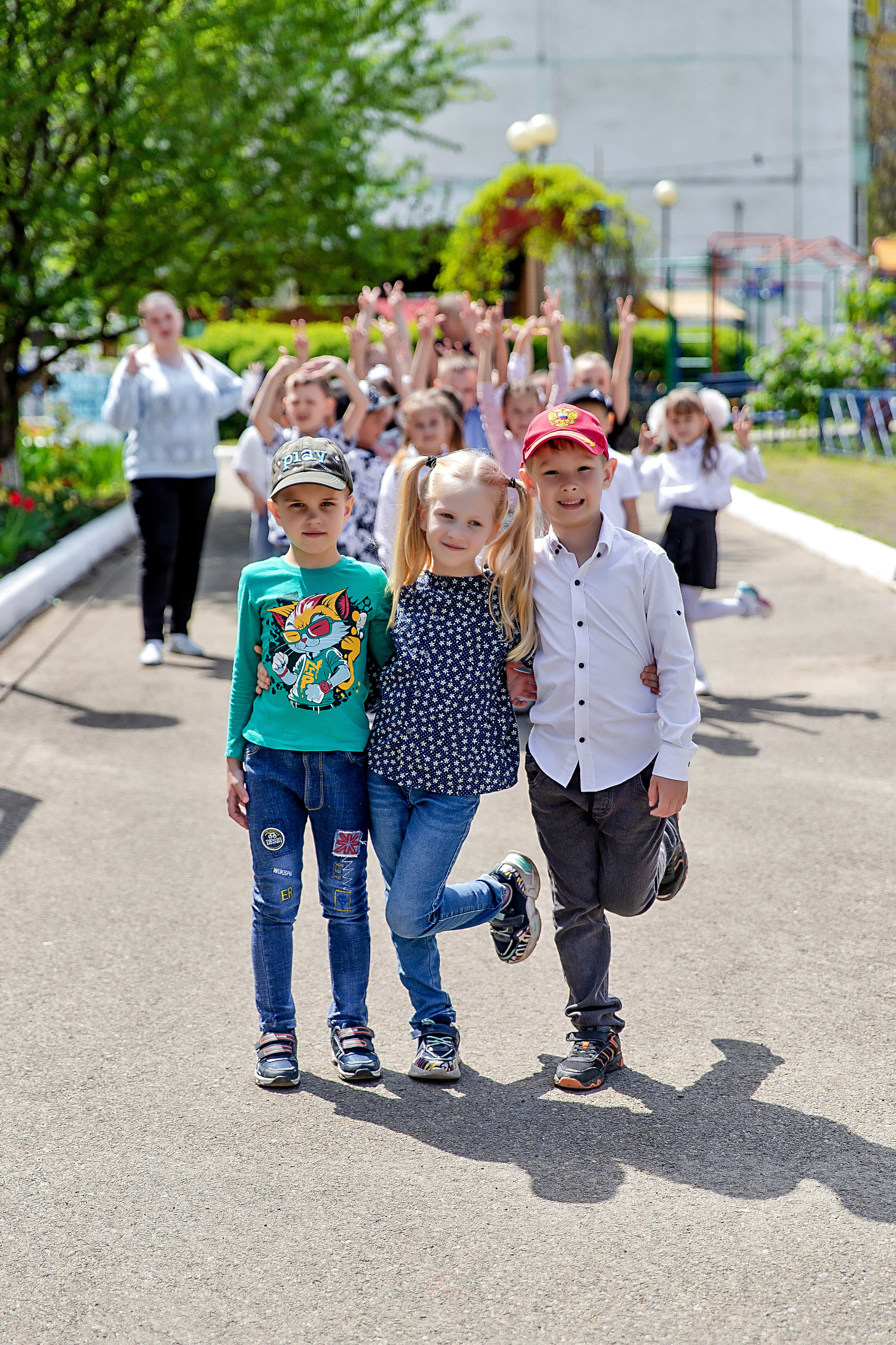 Выпускные (школьные) альбомы (книги) в Ростове-на-Дону. Современные Выпускные Альбомы в Ростове-на-Дону