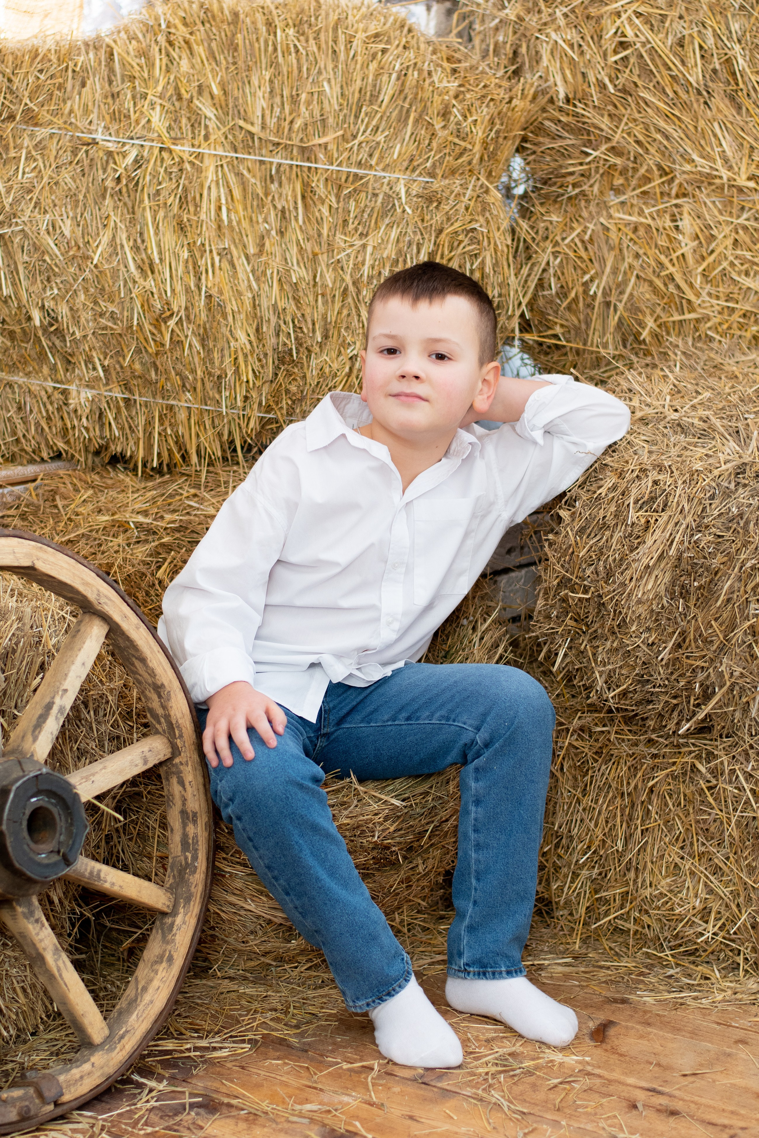 Оксана с семьей. Студийная съемка. Екатерина Бикбаева фотограф, видеограф, медиа-продюсер