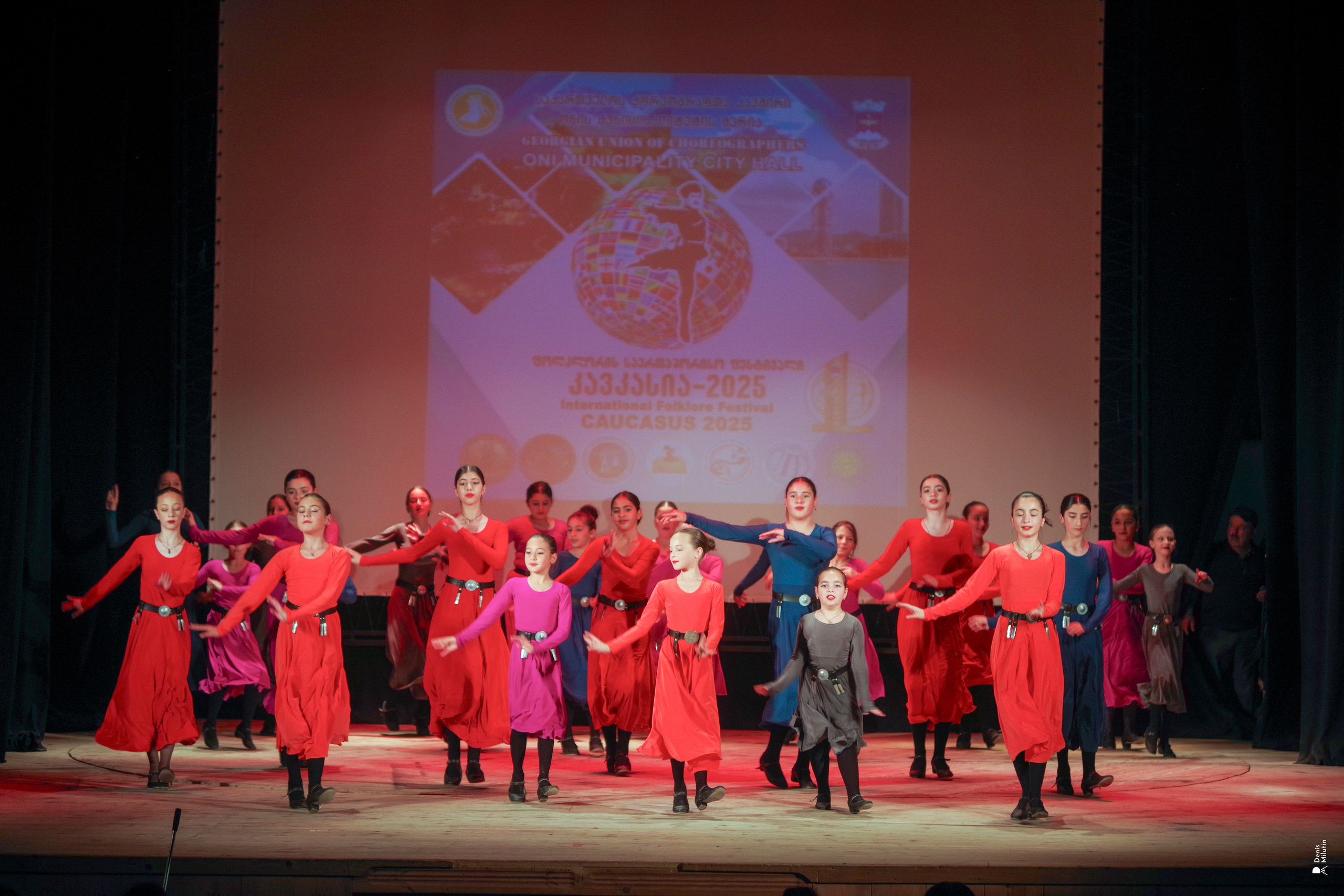 Танцы в прекрасном Они. Портретный фотограф Денис Милютин