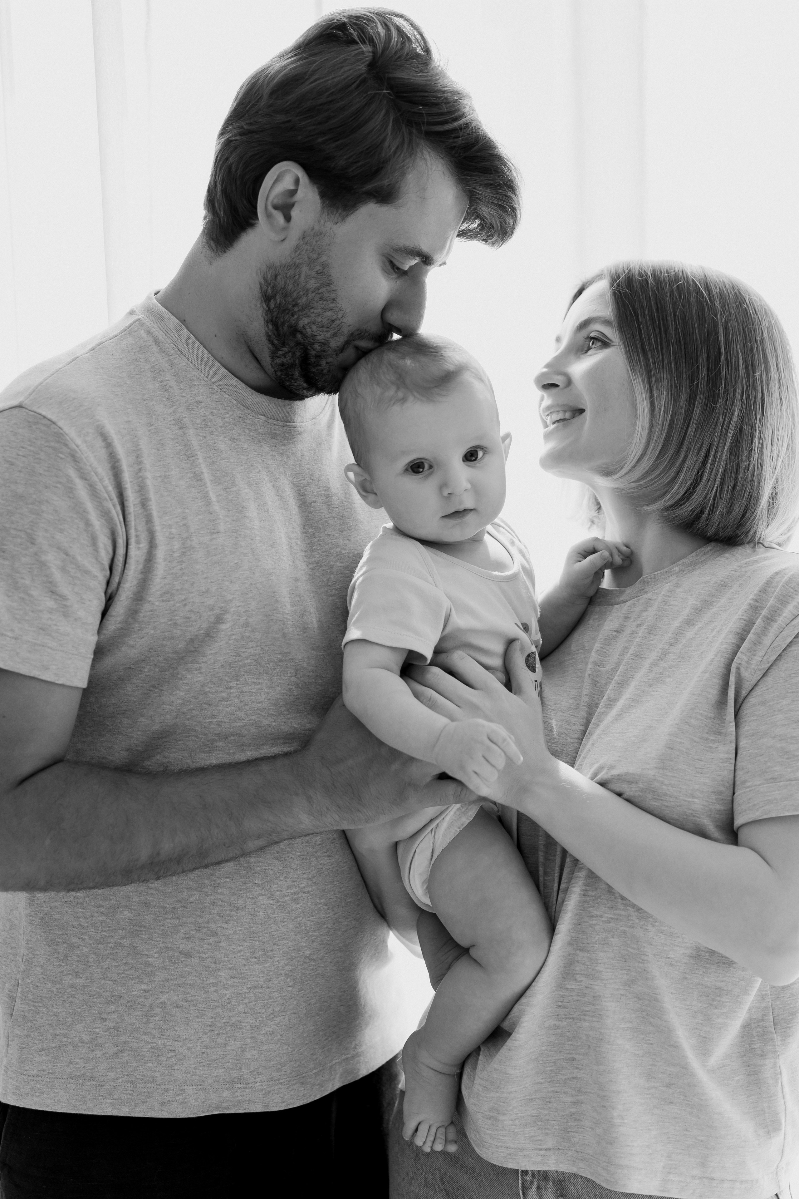 Домашняя семейная фотосессия в Москве, Домодедово, Видное, Бутово, Щербинка. Семейный фотограф Москва и Московская область. Семейная фотосессия на природе. Фотосессия детского праздника. Фотосессия юбилея. Фотосессия в день рождения. Фотограф на годик ребенку. Детский фотограф. Фоторепортаж семейного праздника. Детский фотограф Москва.