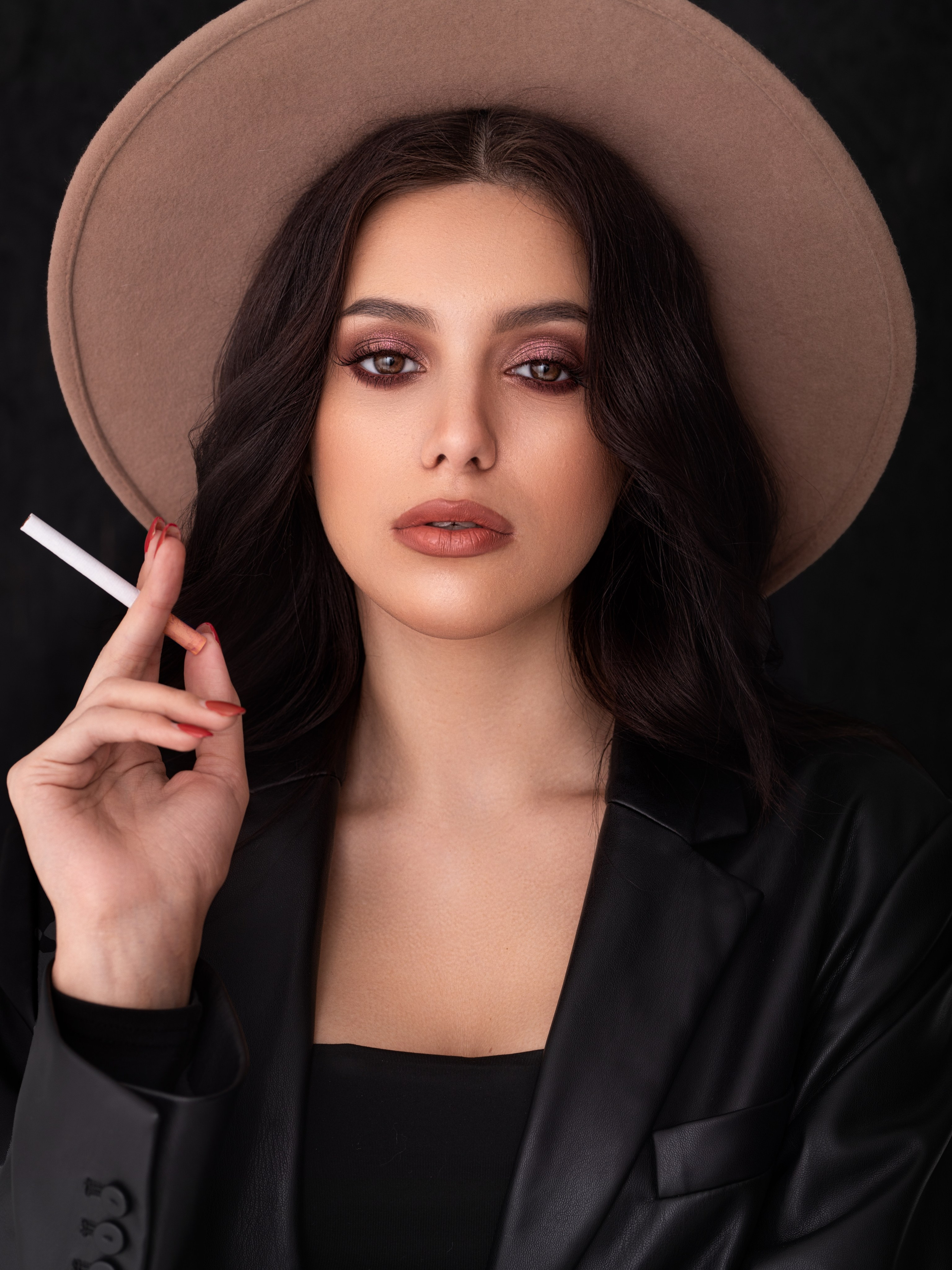 Съемка с Марианной в студии на циклораме в формате для «себя»