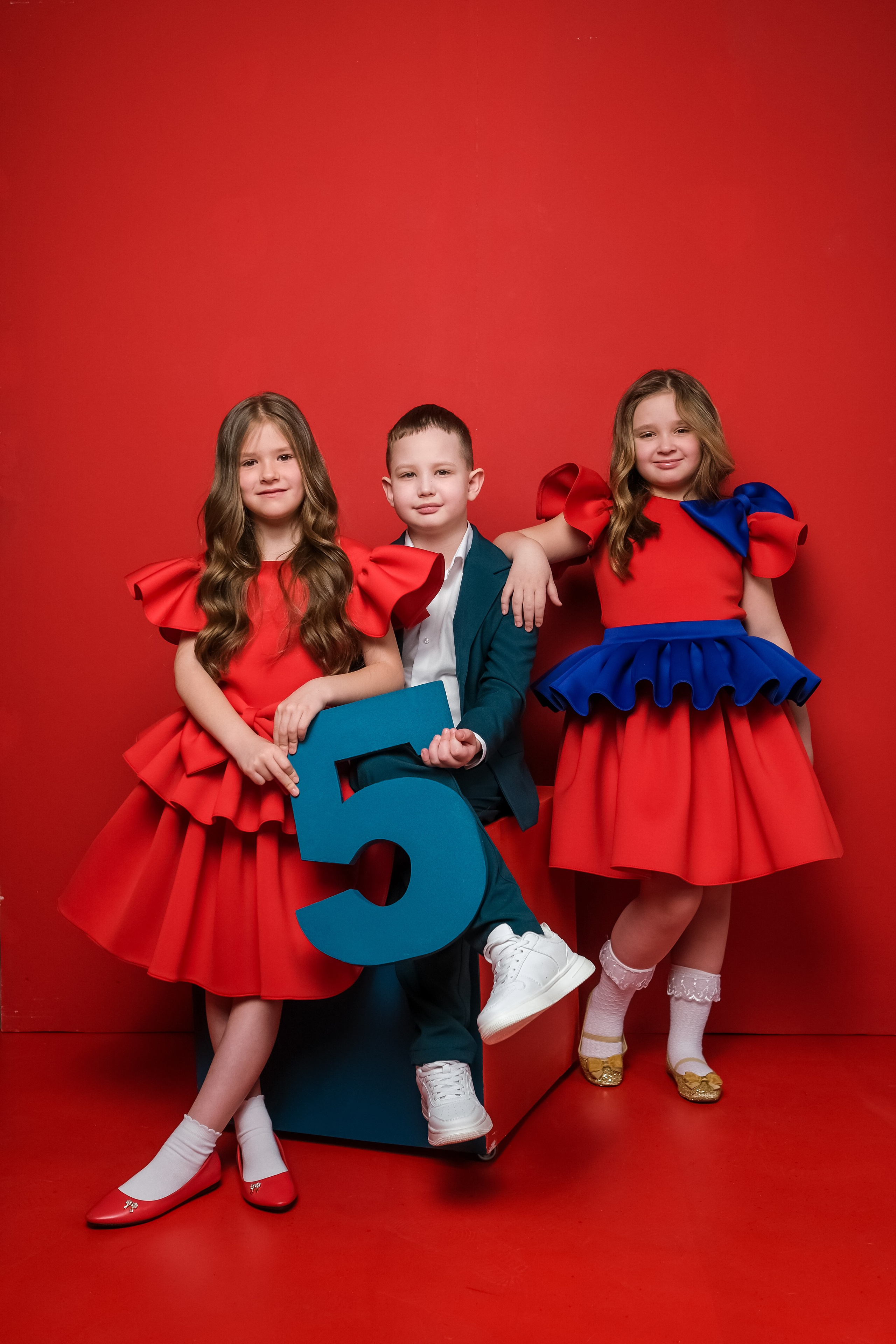 выпускная группа в детском саду, выпускной в детском саду в стиле