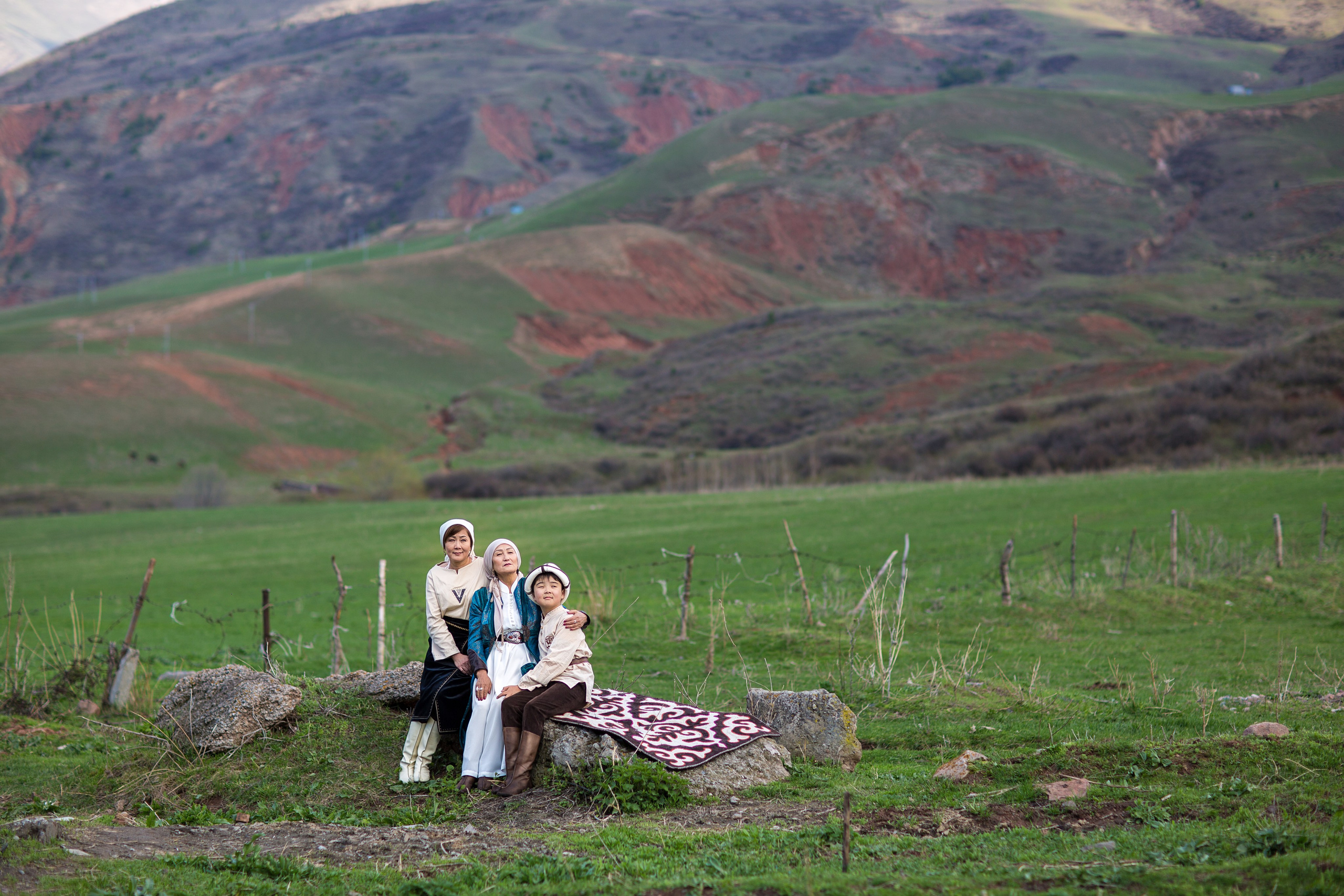 Семейная фотосессия в горах. Свадебный и семейный фотограф/видеограф в Краснодаре Наталья Осинская