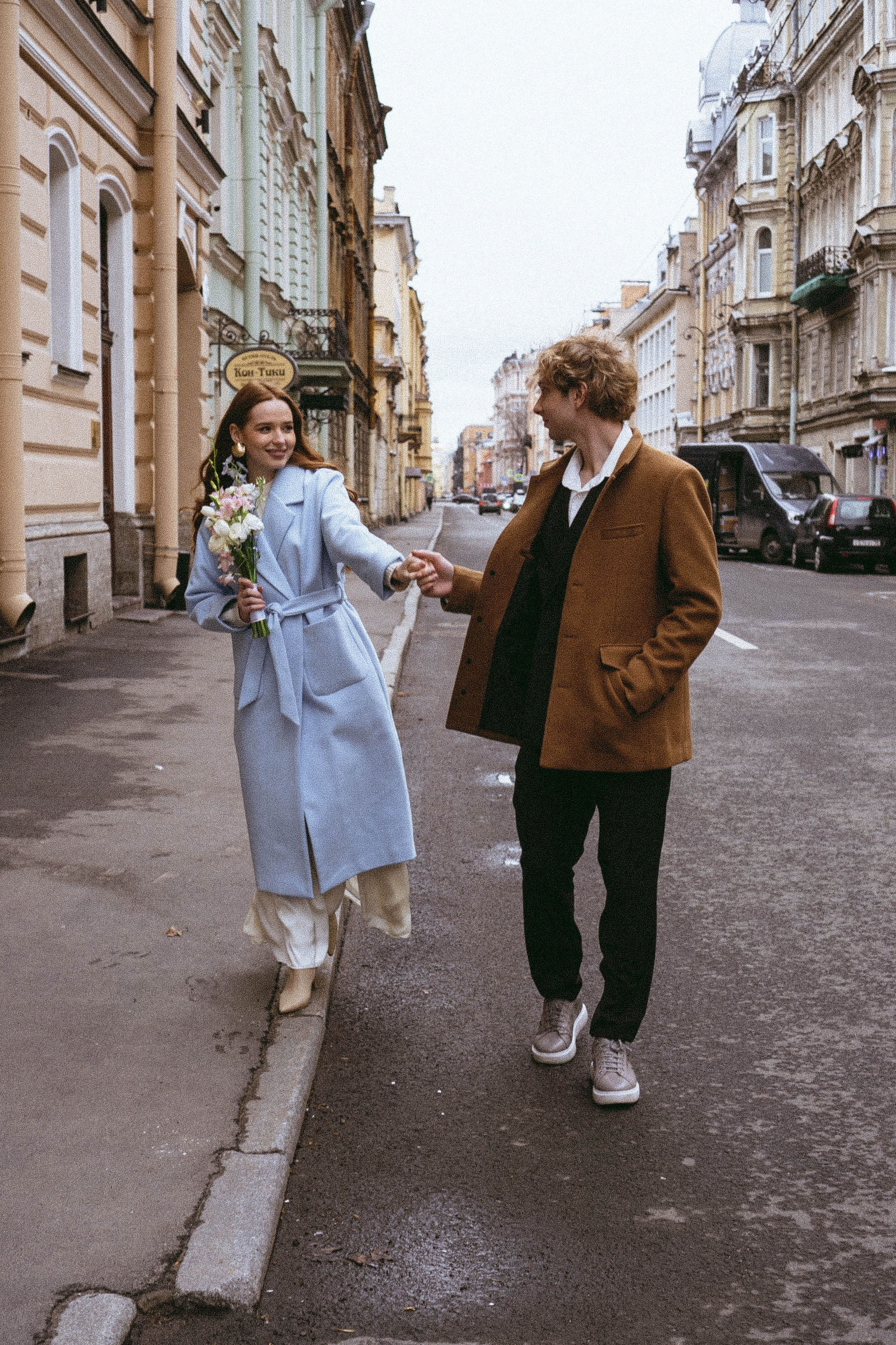 СВАДЕБНАЯ СЬЕМКА В ОТЕЛЕ. СБОРЫ ЖЕНИХА И НЕВЕСТЫ И ТАКЖЕ ТОР И ПОДГОТОВКА К ПРОГУЛКЕ И ПРОГУЛКА ПО ПЕТРОГРАДКЕ. Профессиональный фотограф, Санкт-Петербург — Виктория Богомолова