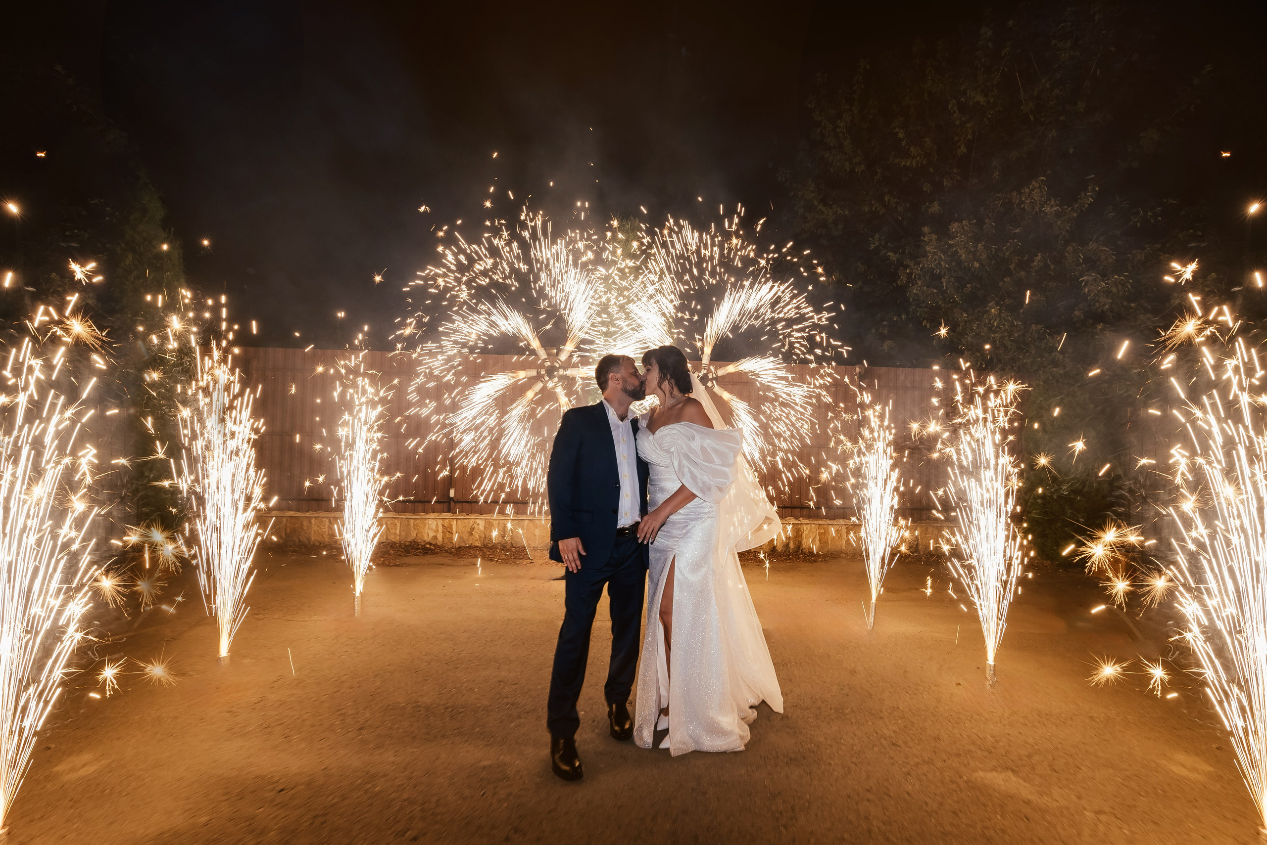 Михаил и Виктория. Свадебный фотограф в Ростове Александра Груздева