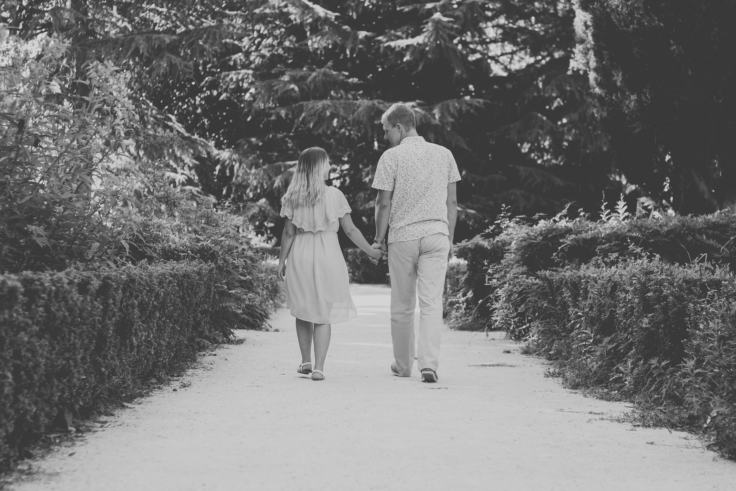 Семейная фотосессия в парке. Фотограф в Сочи Тиунова Маргарита и Тиунов Евгений