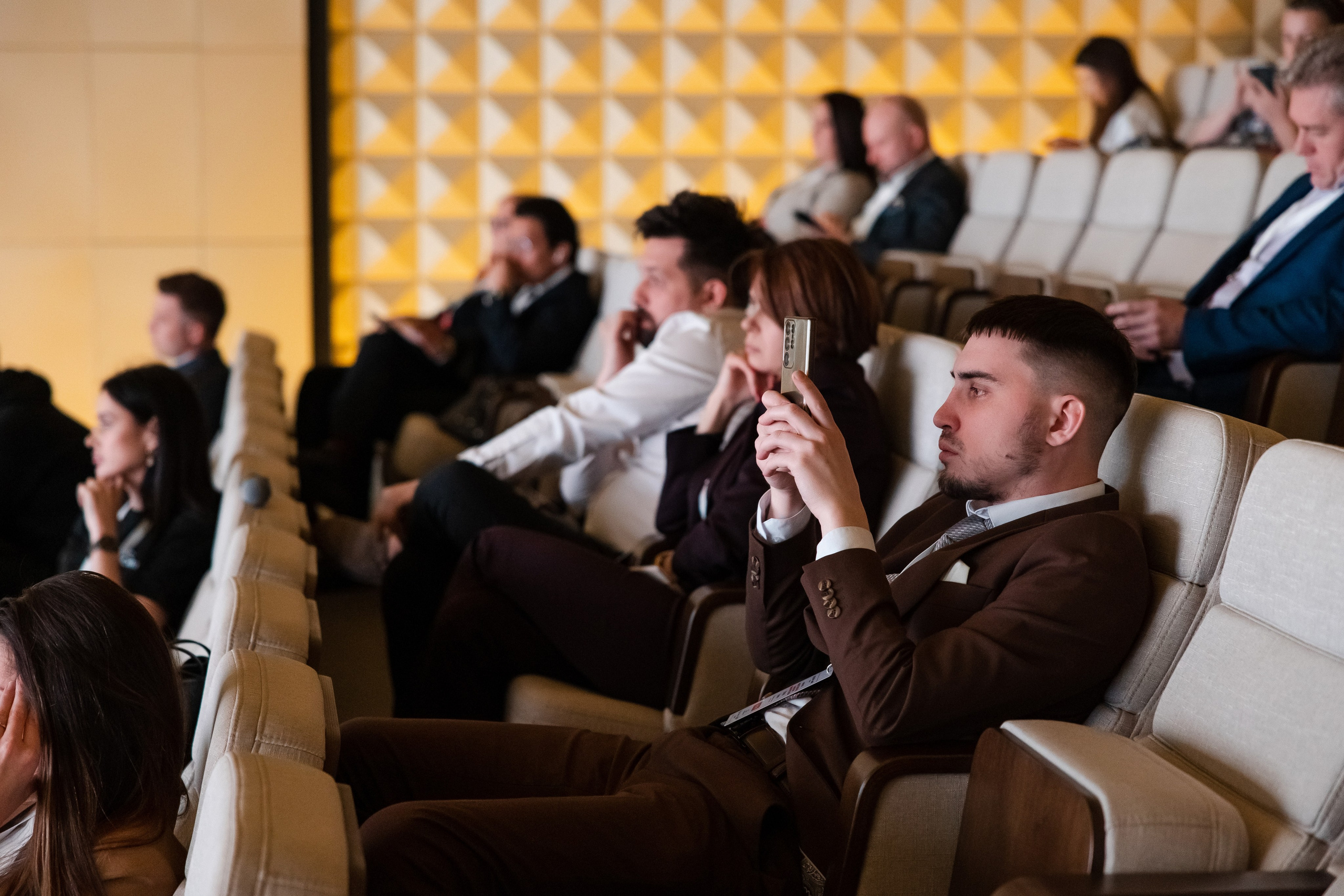 Новые технологии и философия комфортного жилья. Свадебный репортажный фотограф в Москве