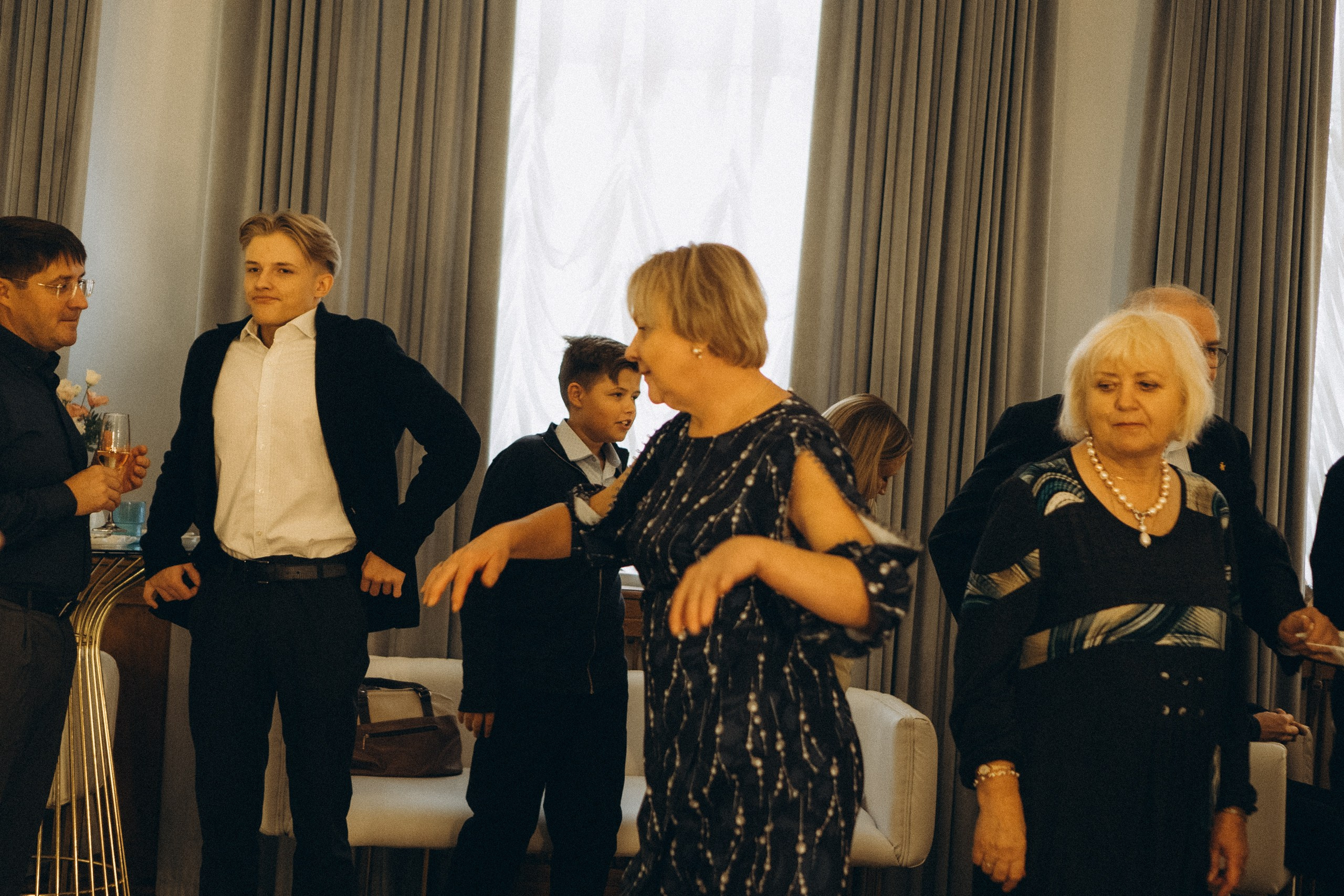 СЬЕМКА РЕПОРТАЖ В ЗАГСЕ (2 ДВОРЕЦ). Профессиональный фотограф, Санкт-Петербург — Виктория Богомолова